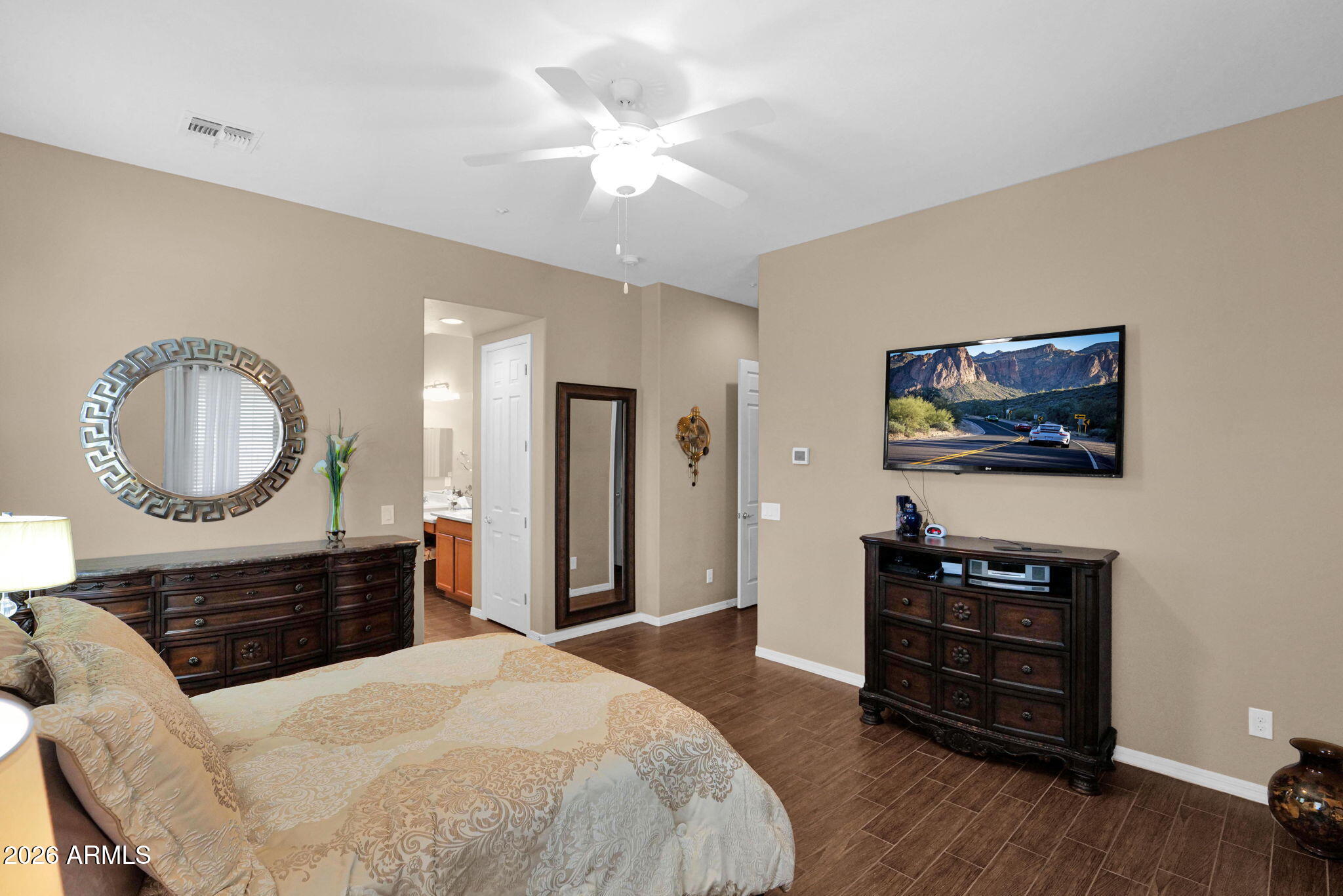 449 E LAS COLINAS Place