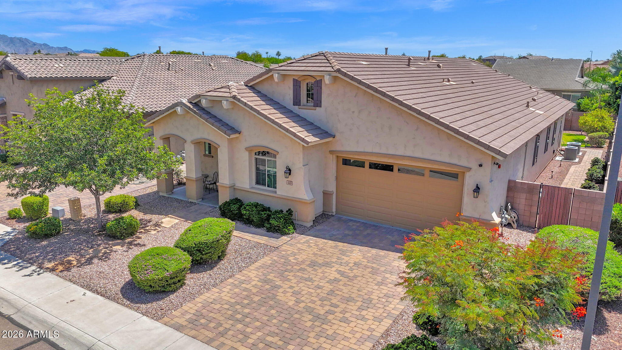 449 E LAS COLINAS Place