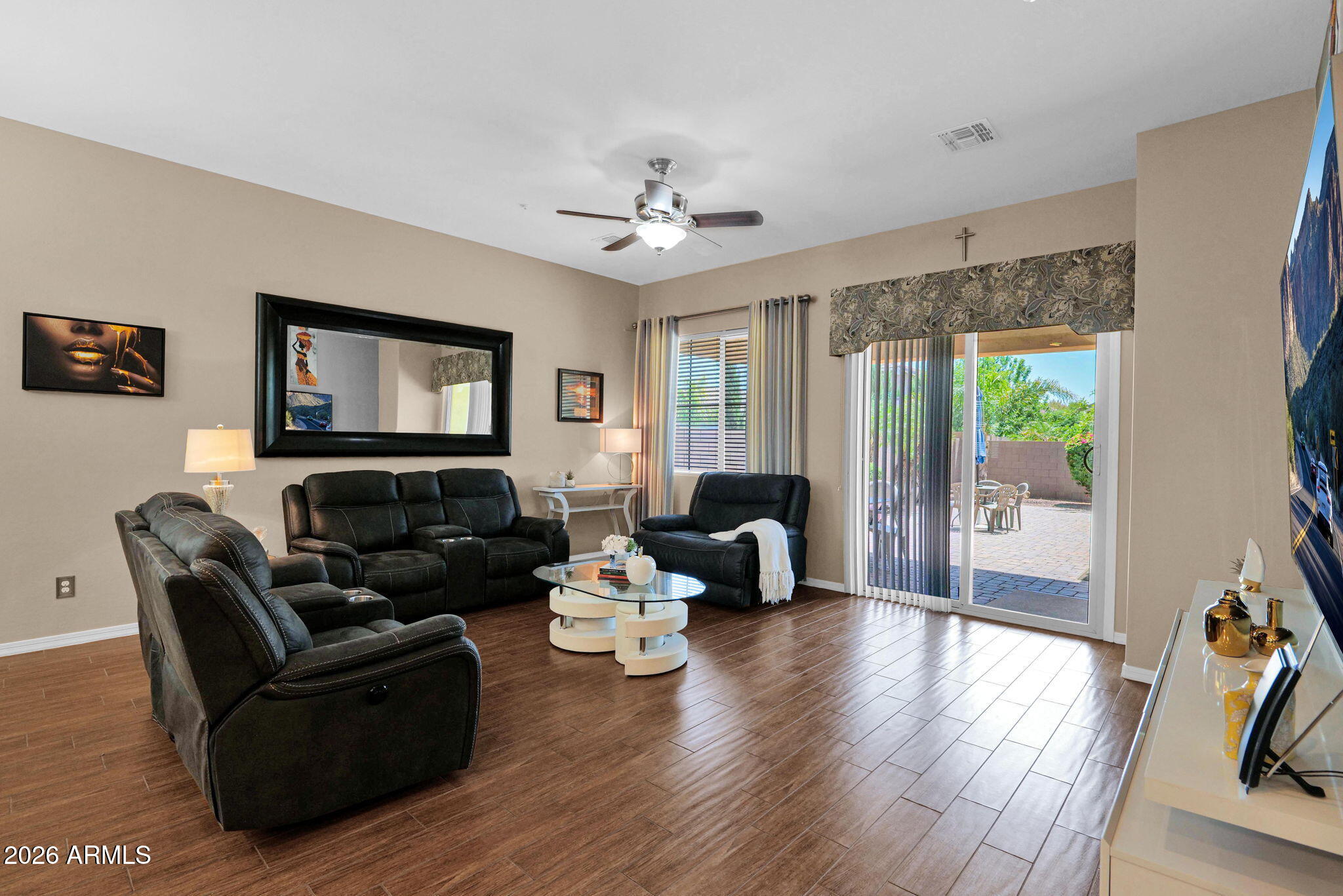 449 E LAS COLINAS Place