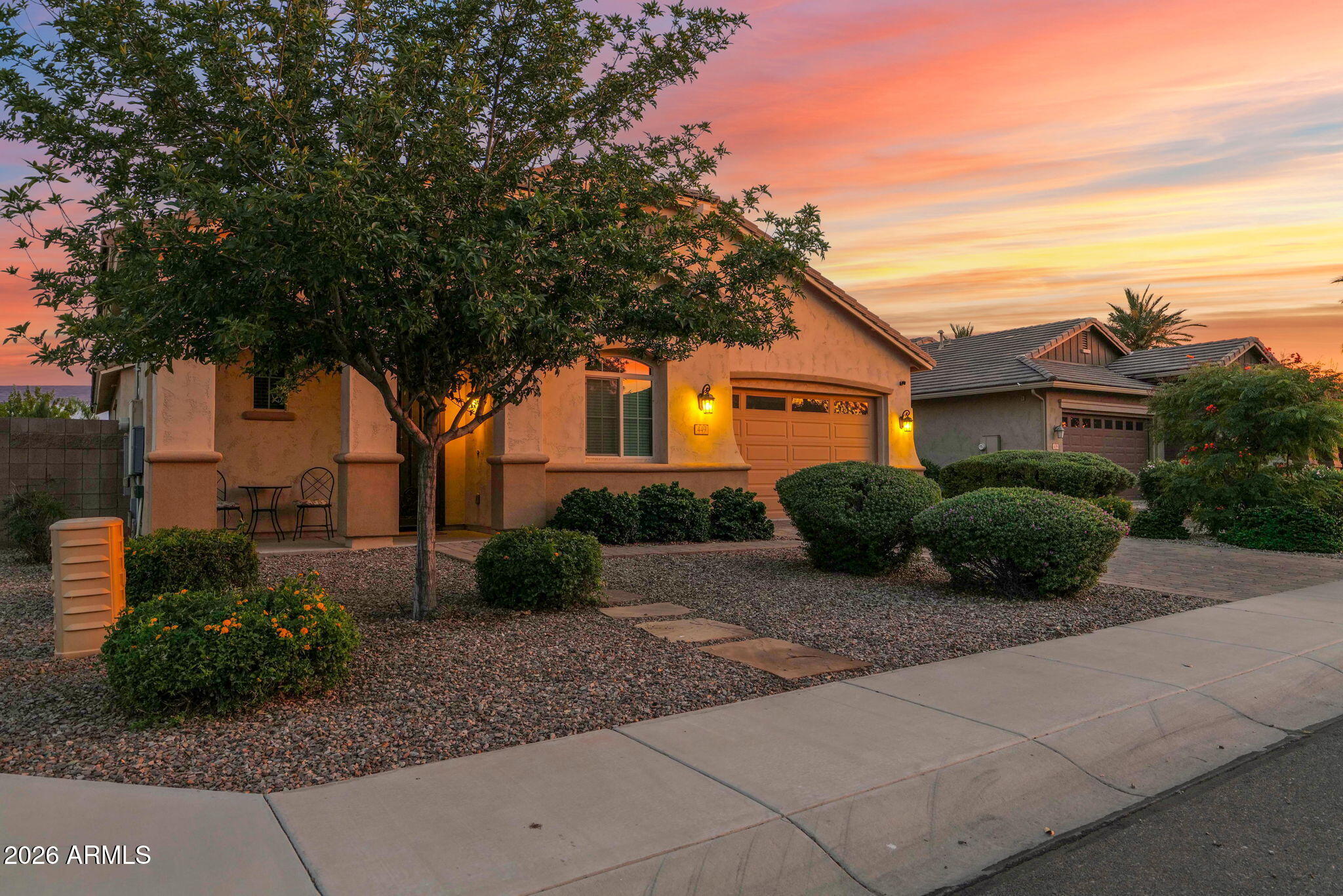 449 E LAS COLINAS Place