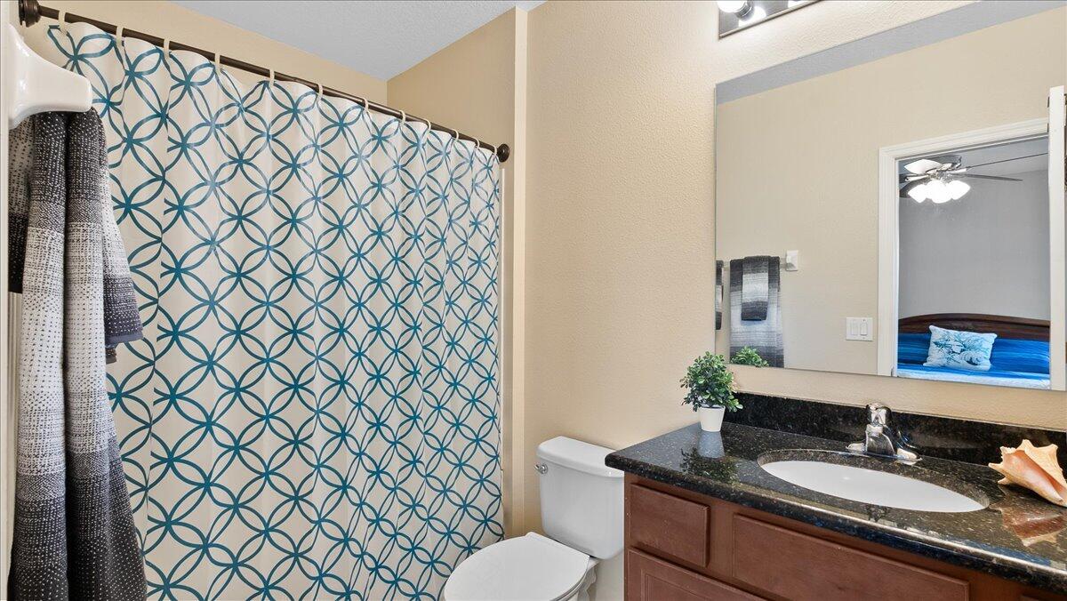 2565 Revolution Street, 104