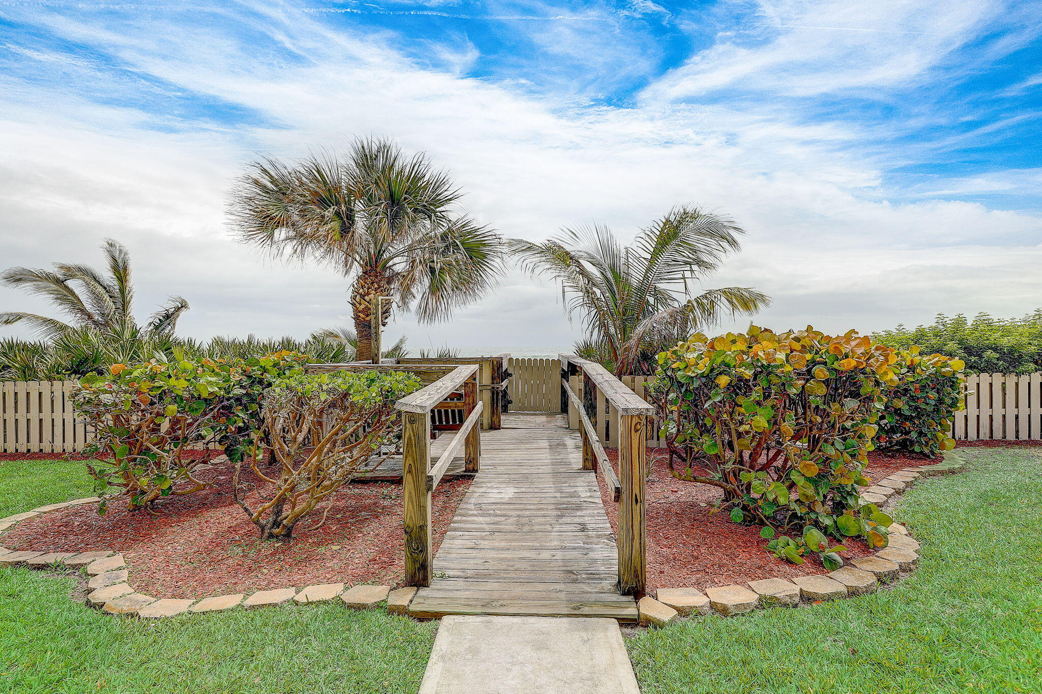 2725 N Highway A1a, 602