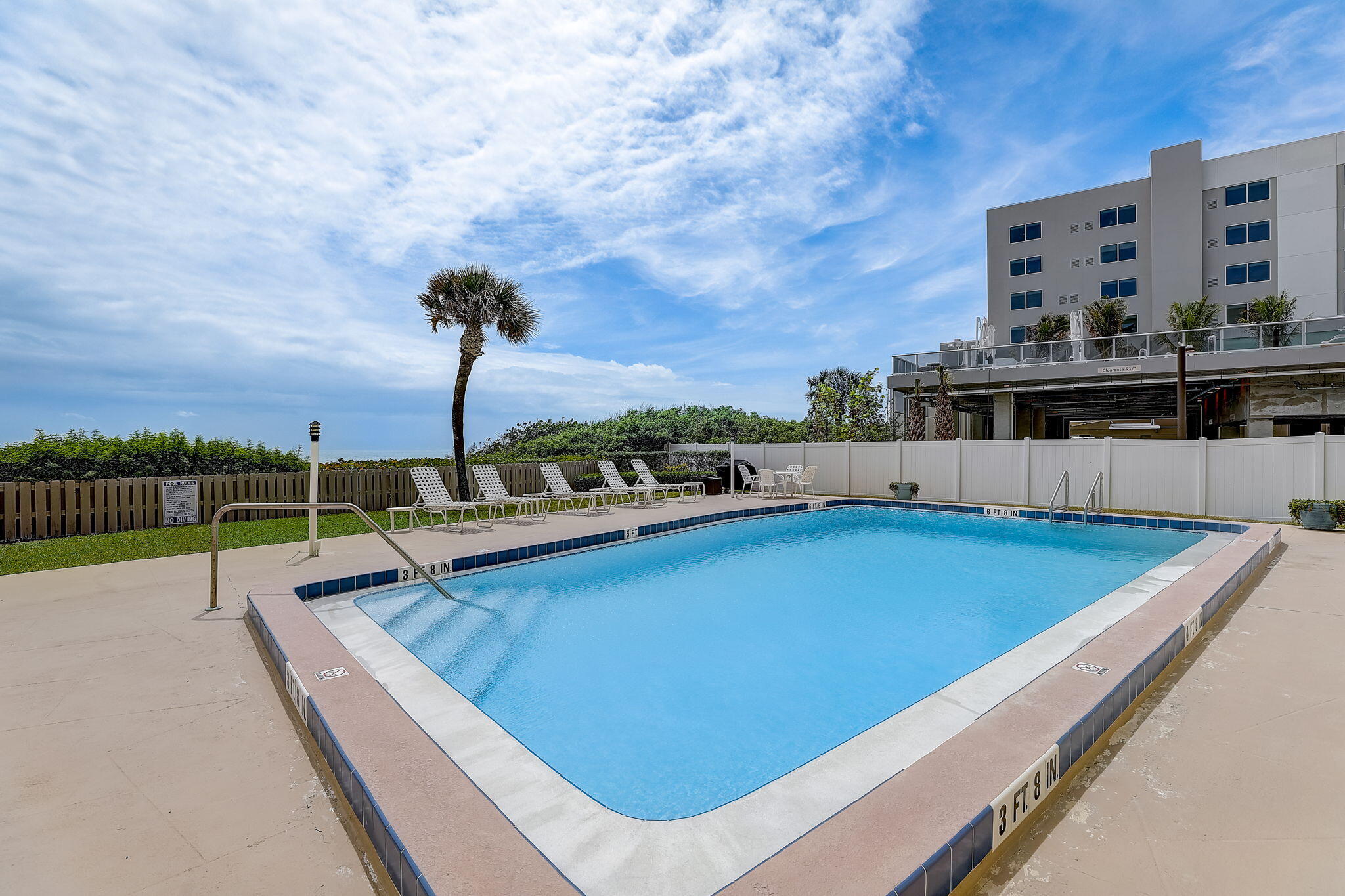 2725 N Highway A1a, 602