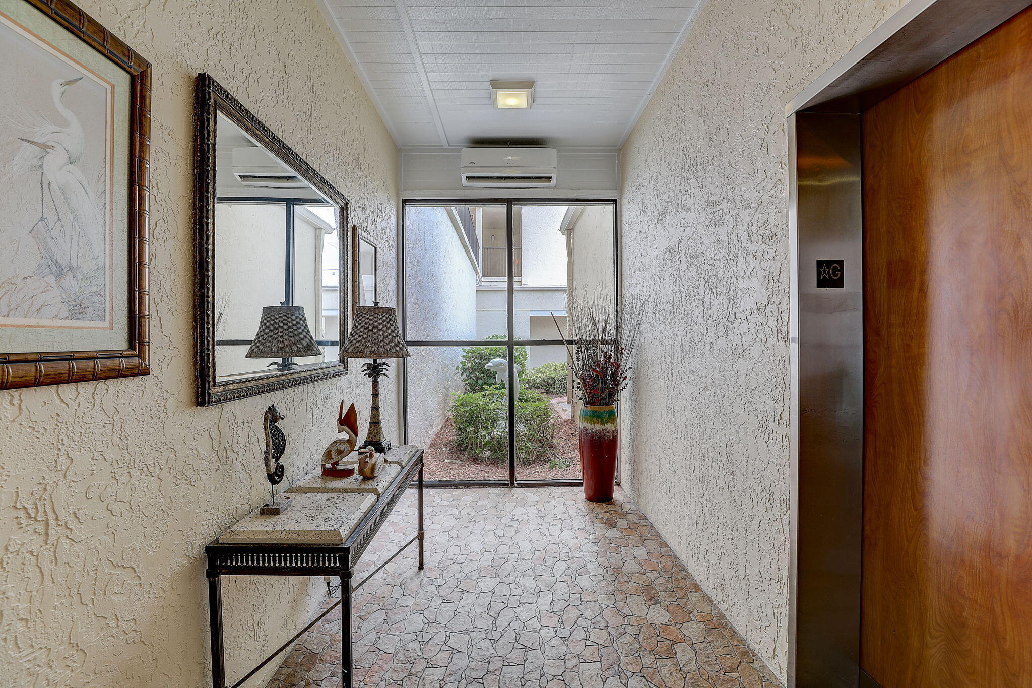 2725 N Highway A1a, 602