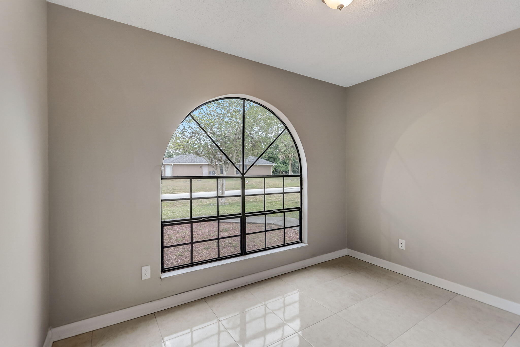 1438 Amador Avenue NW