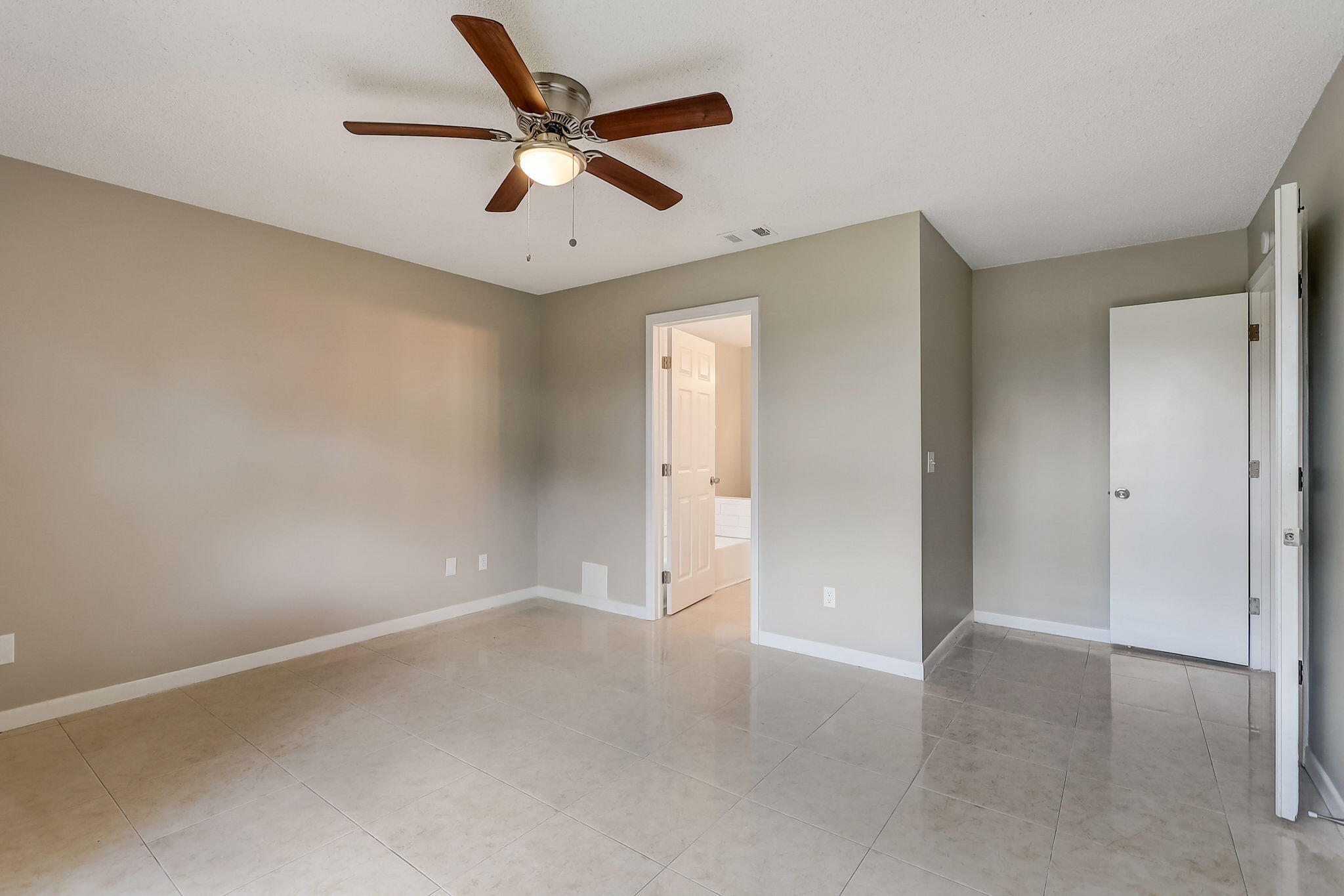 1438 Amador Avenue NW