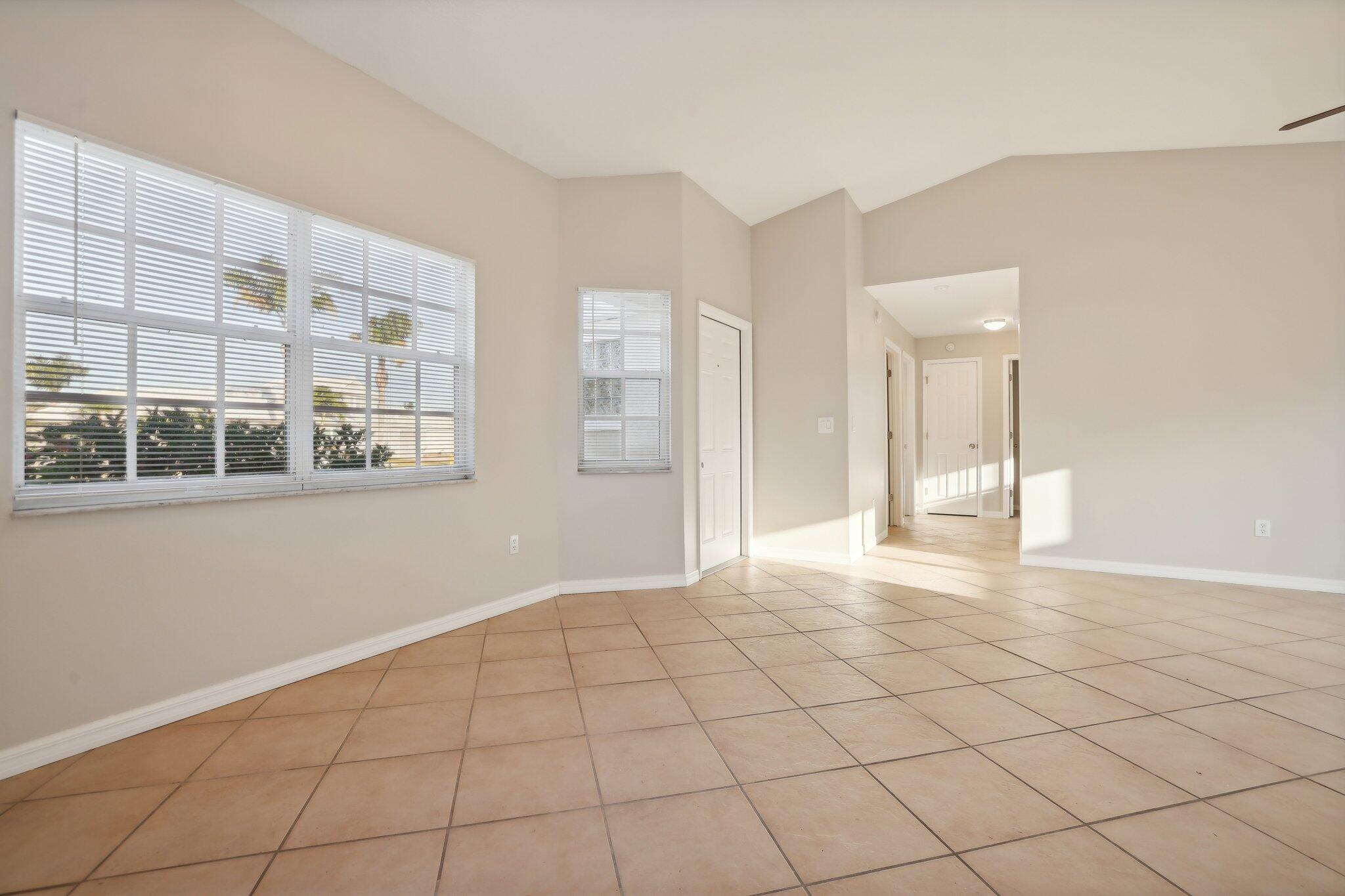 1996 Sundew Court NE