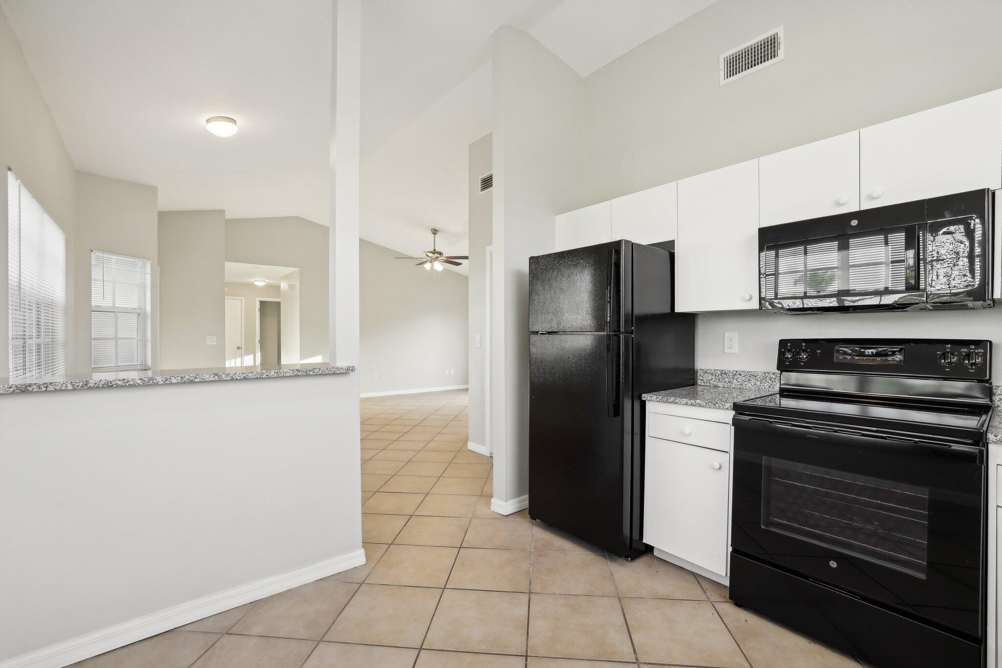 1996 Sundew Court NE