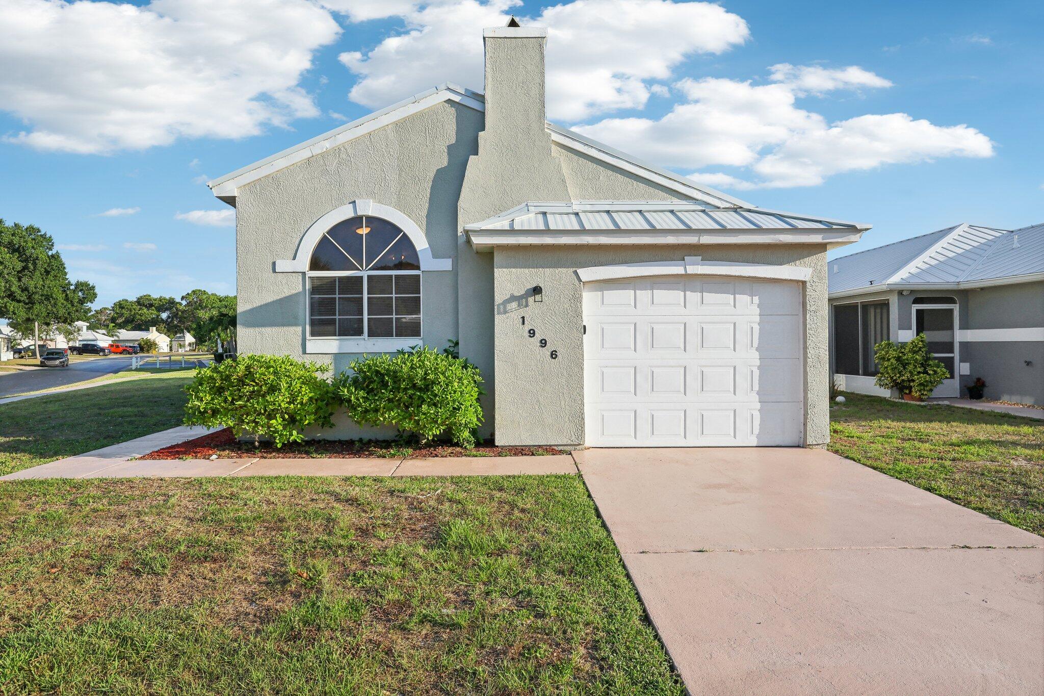 1996 Sundew Court NE