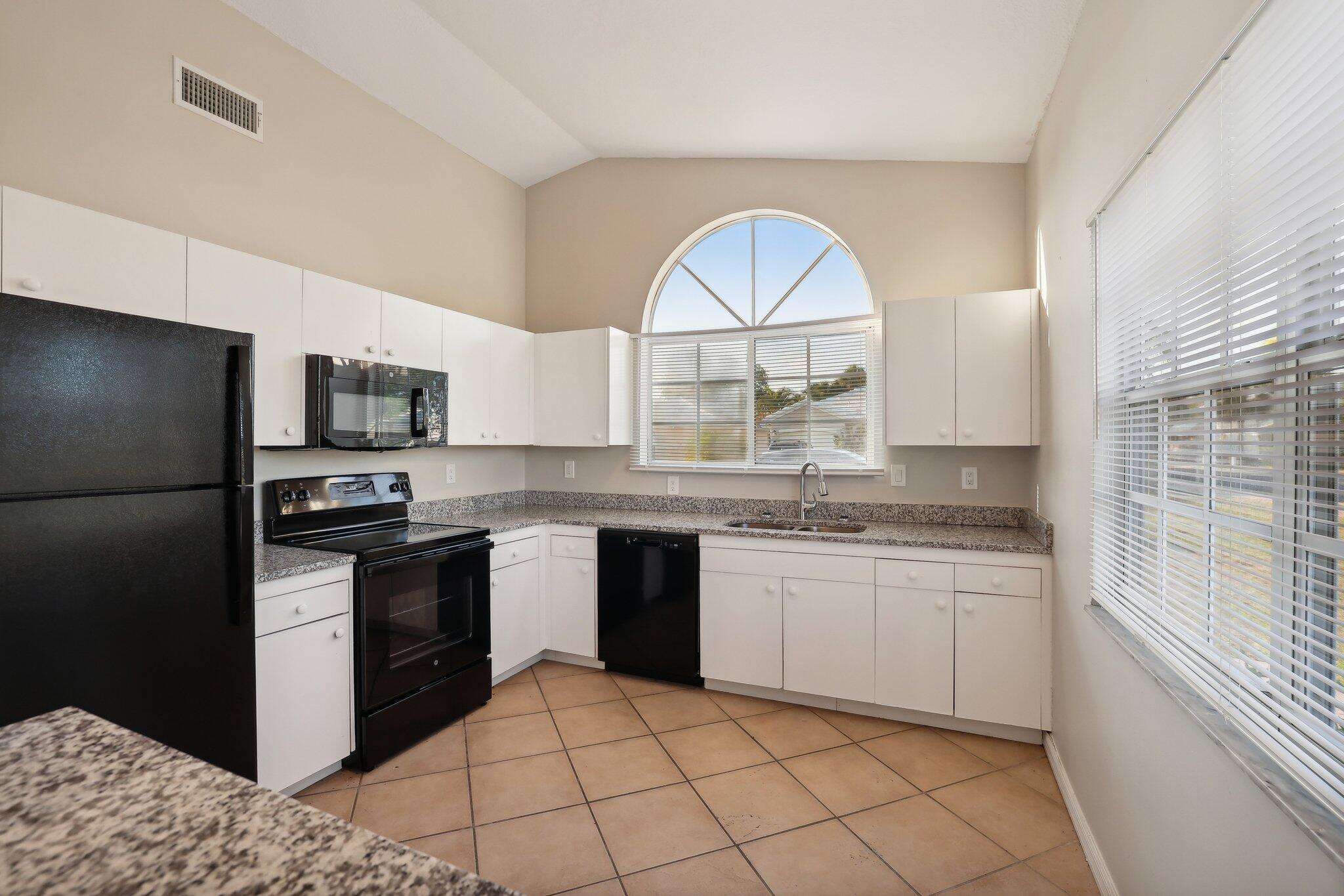 1996 Sundew Court NE