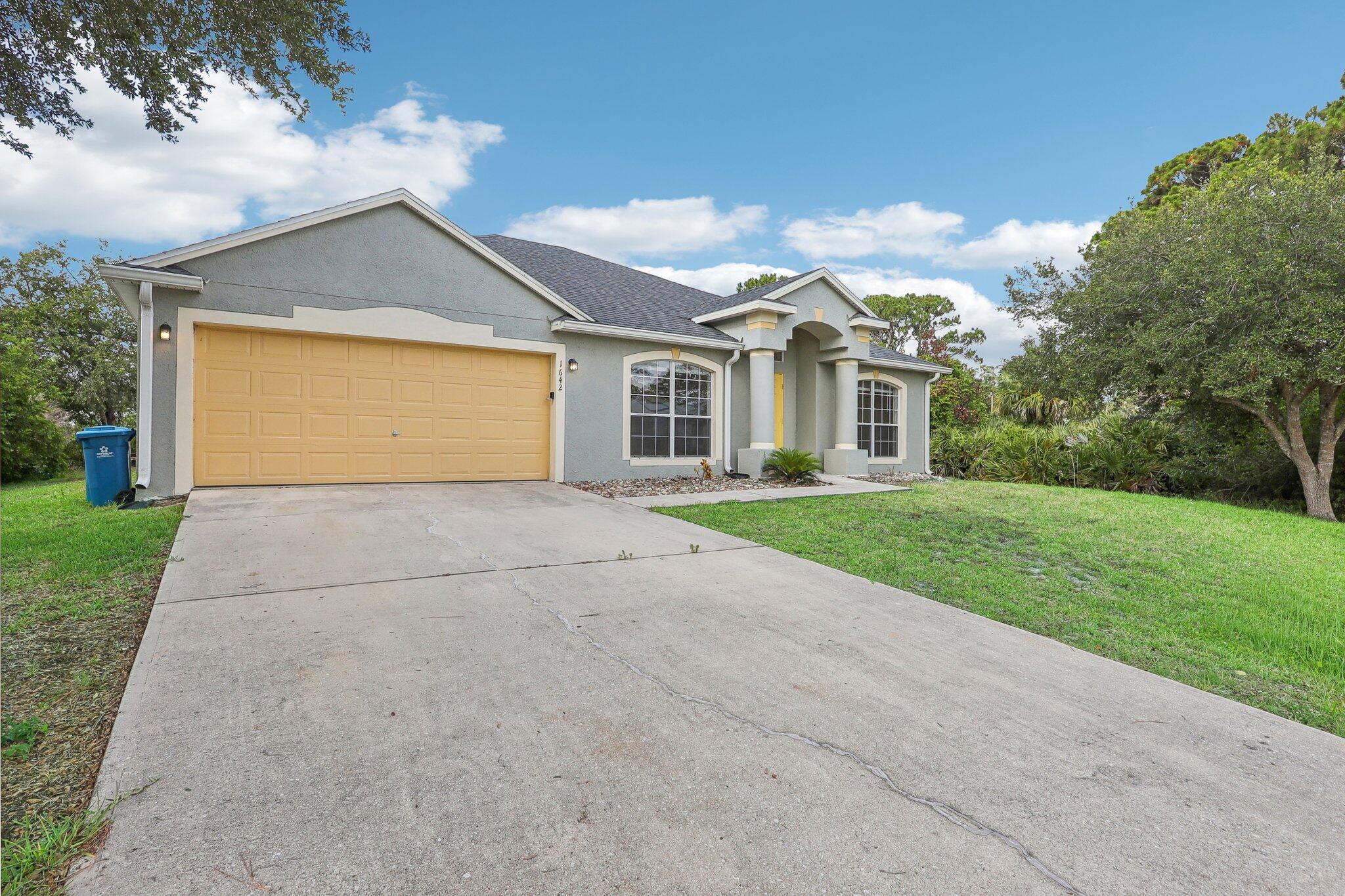 1642 Waldo Street SE