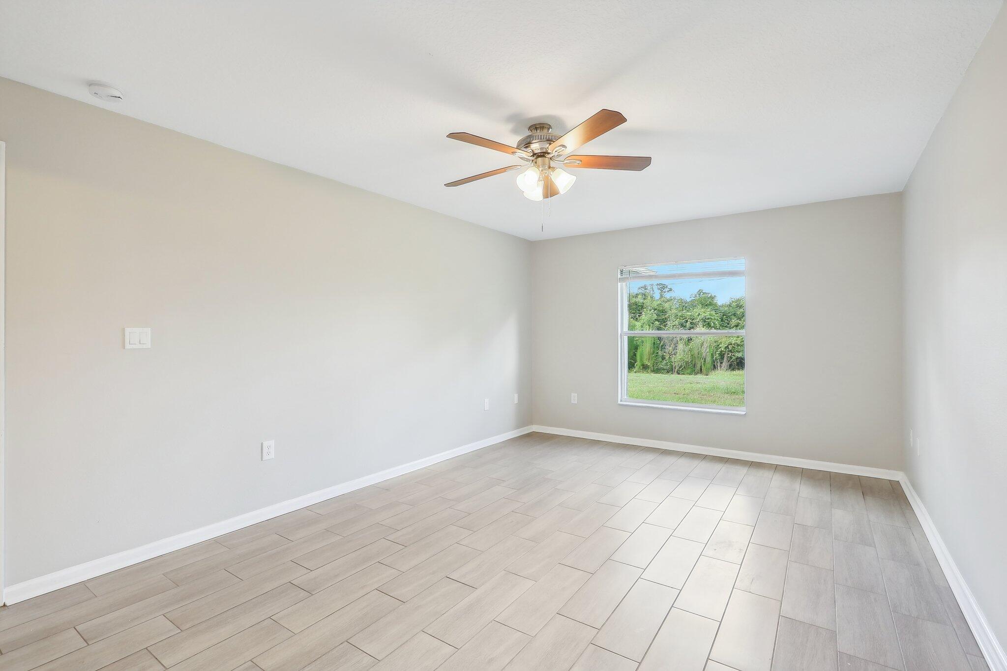 1642 Waldo Street SE