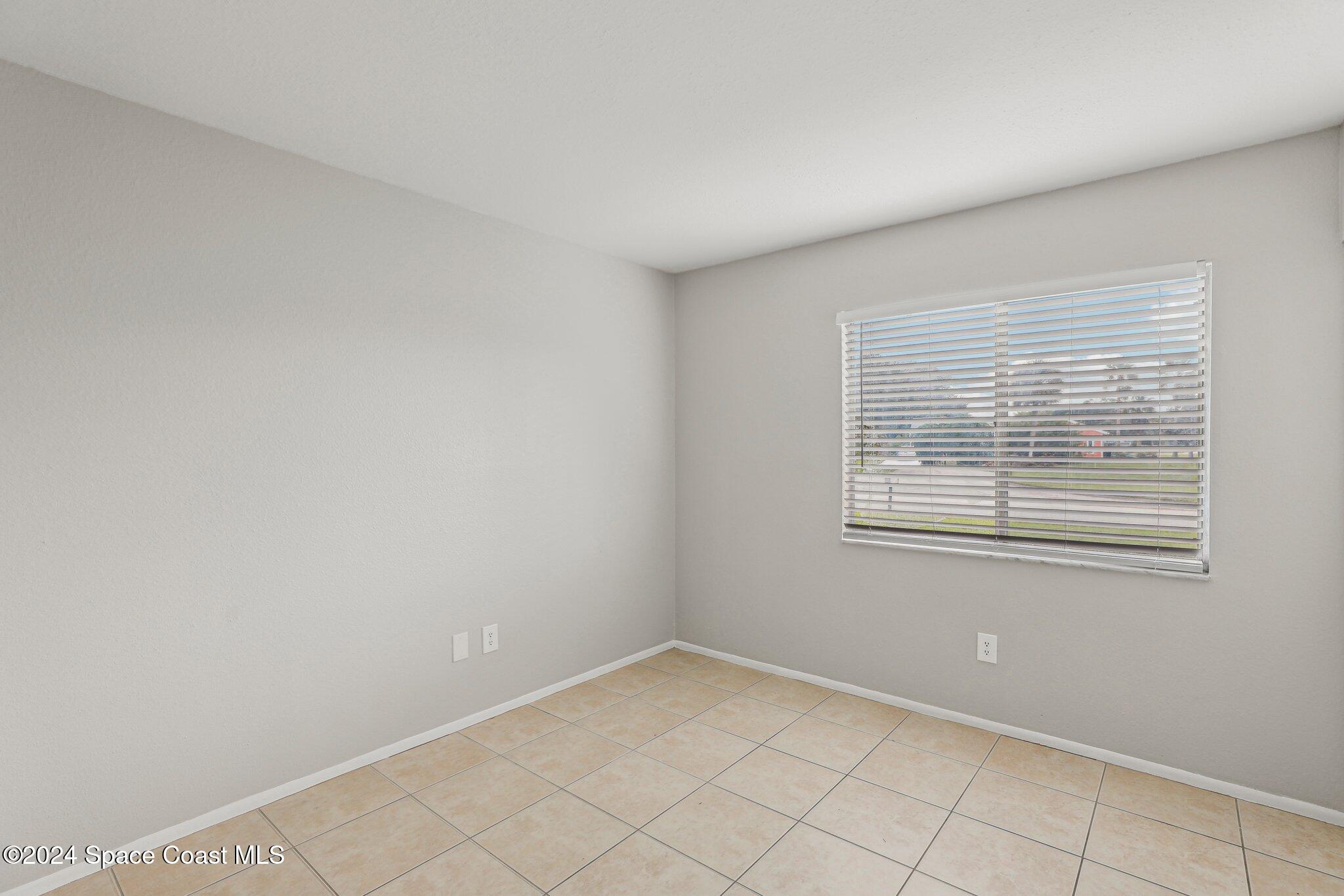 1346 Nolan Street NE