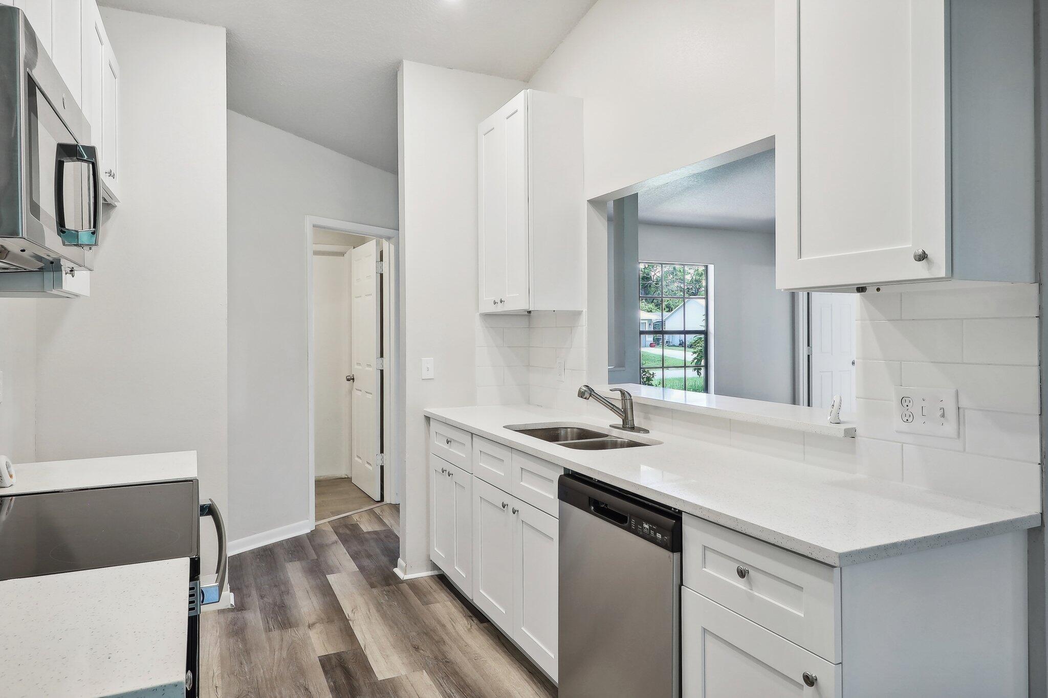 2257 Oaklyn Street NE