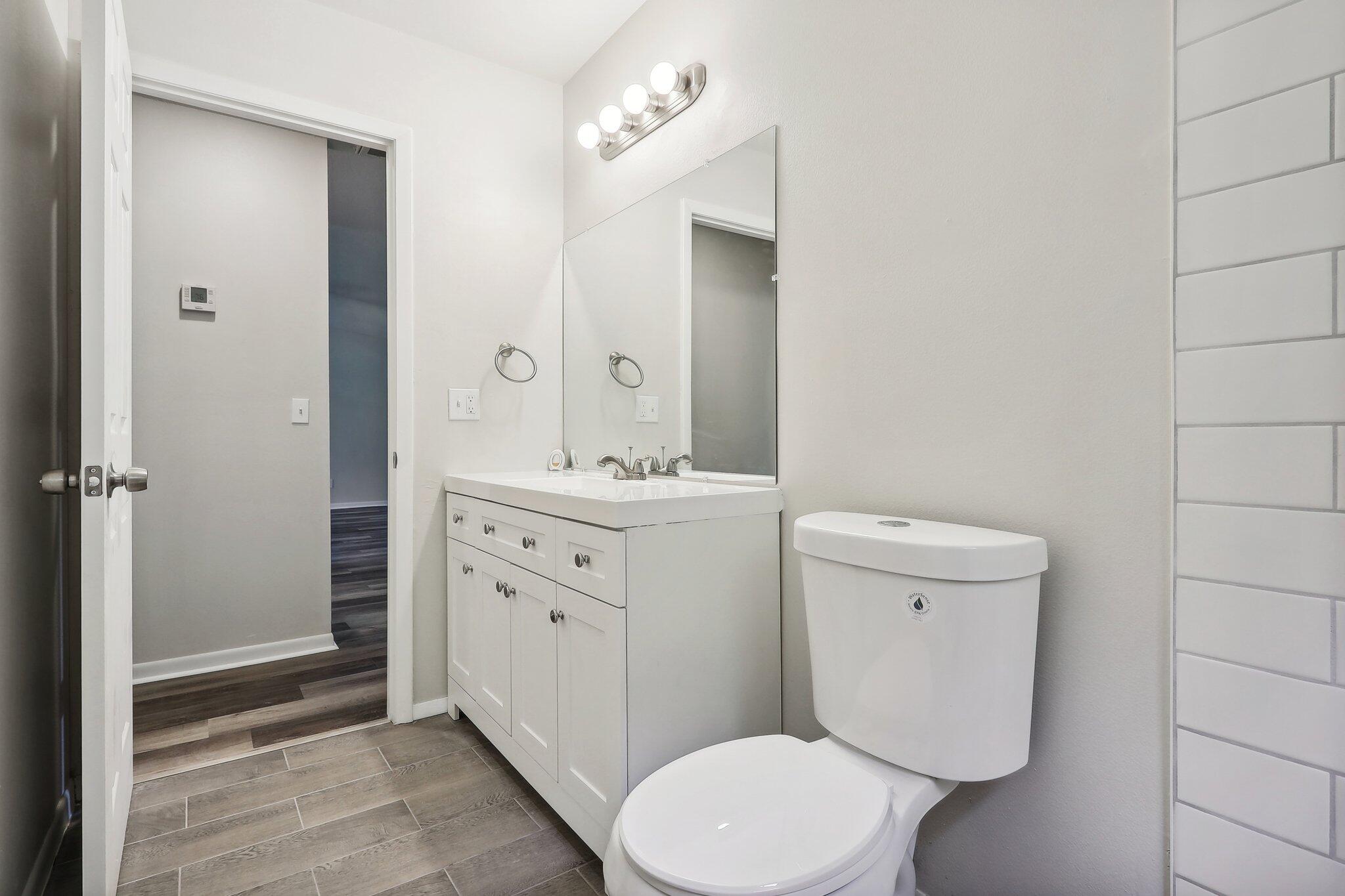 2257 Oaklyn Street NE