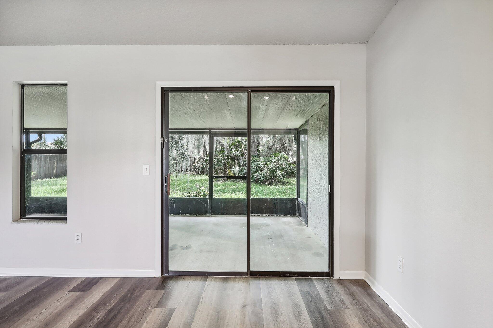 2257 Oaklyn Street NE