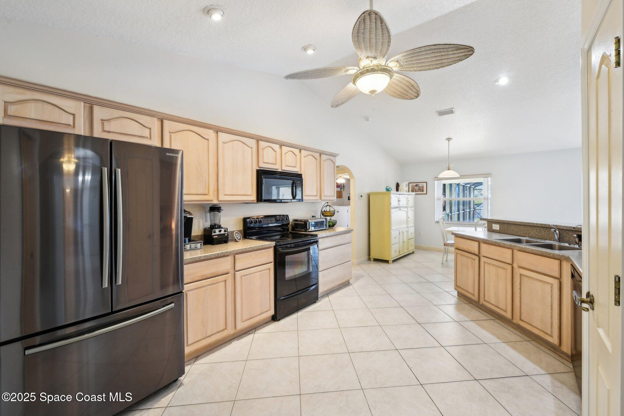 5765 Outback Avenue SW, Grant-Valkaria