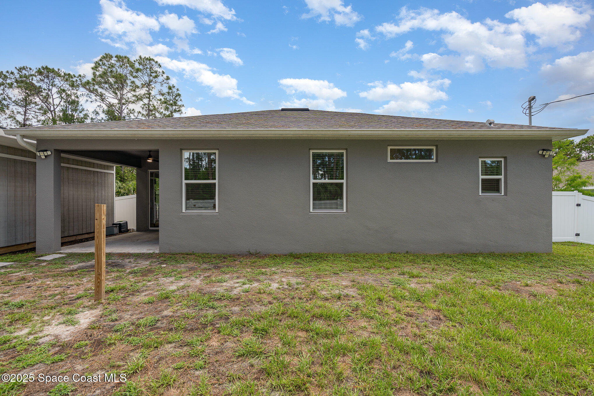 1085 Caligula Avenue SE