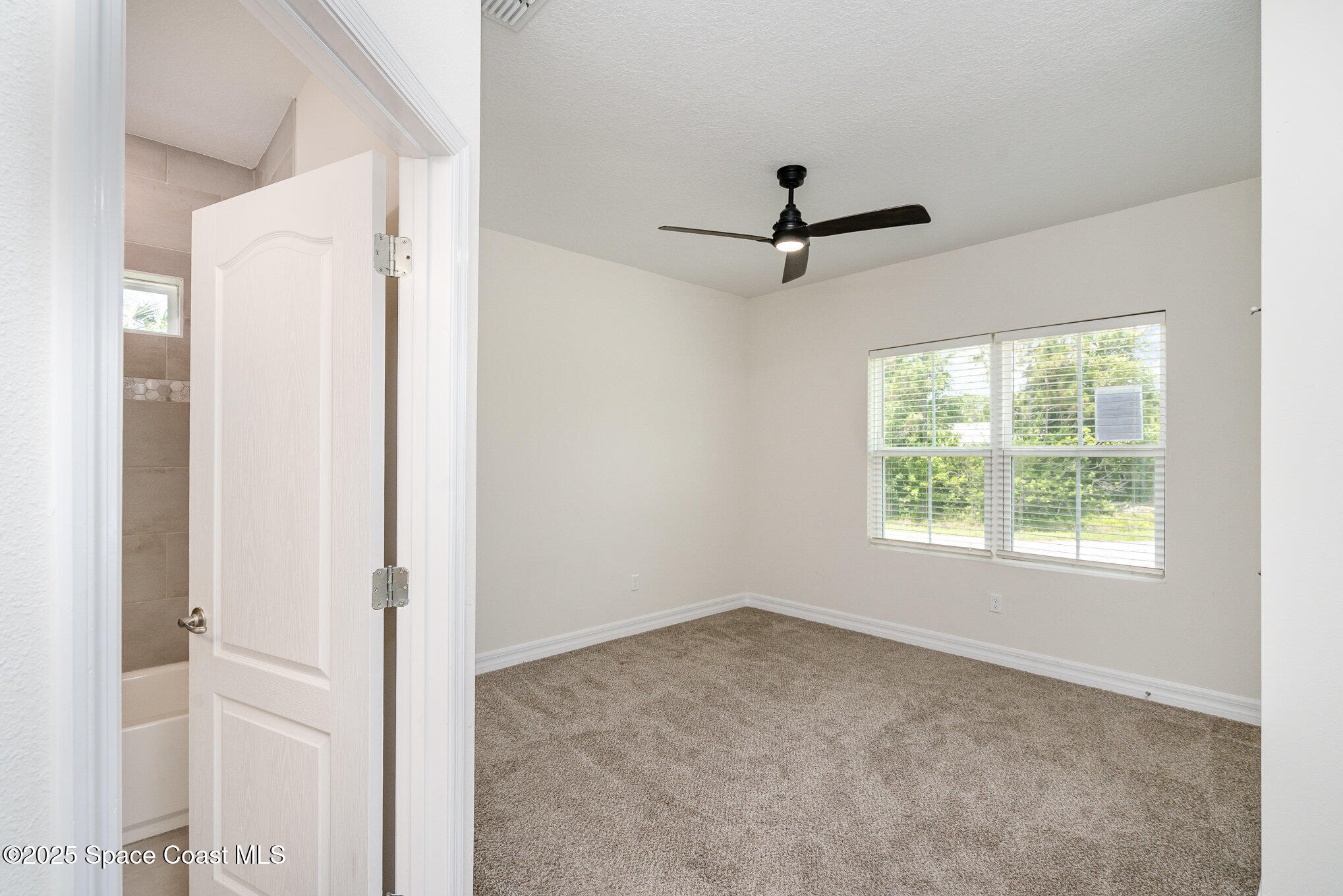 1085 Caligula Avenue SE