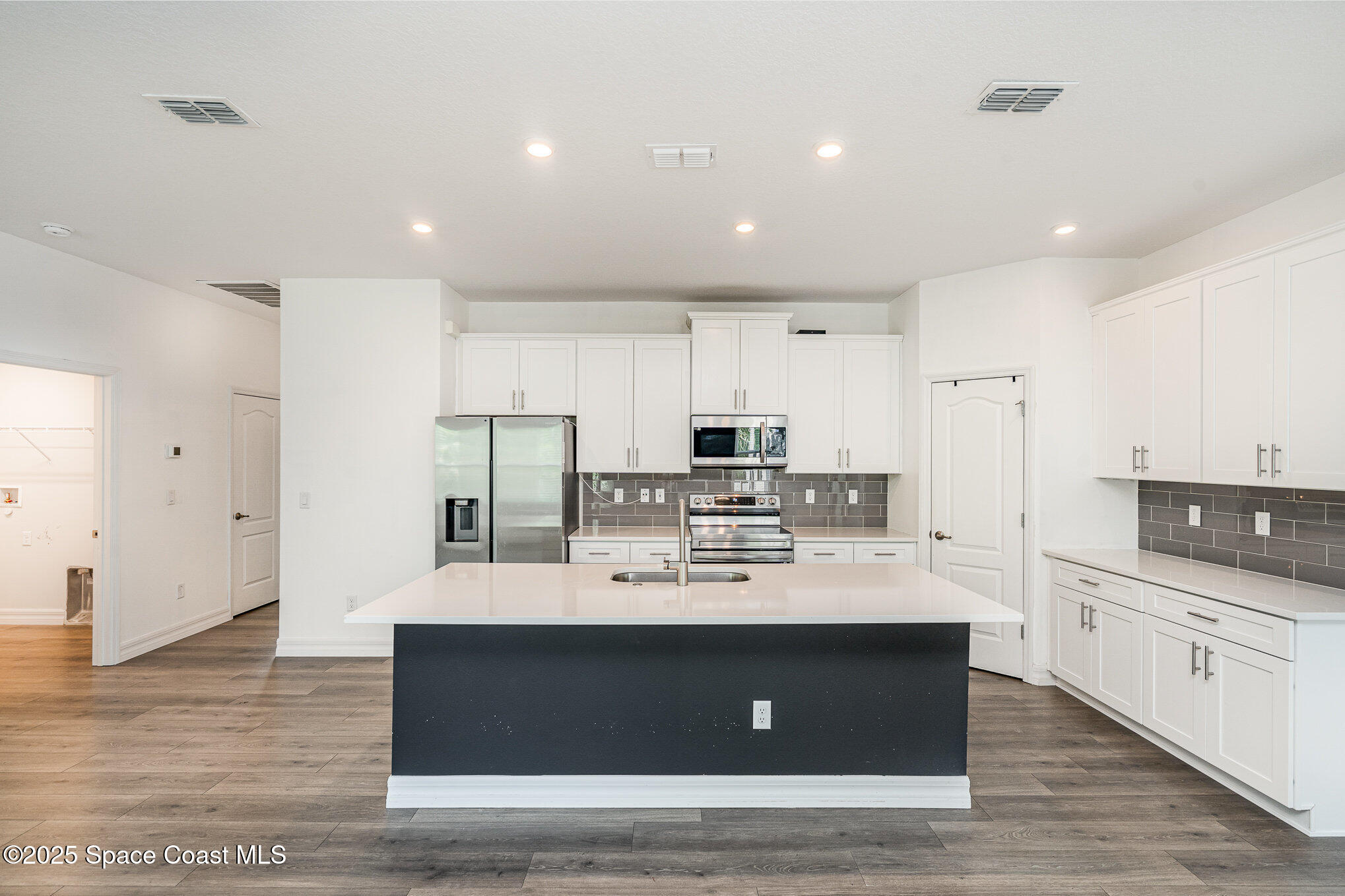 1085 Caligula Avenue SE