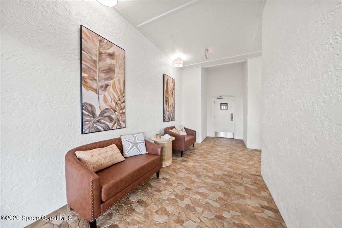 2725 N Highway A1a Highway 304