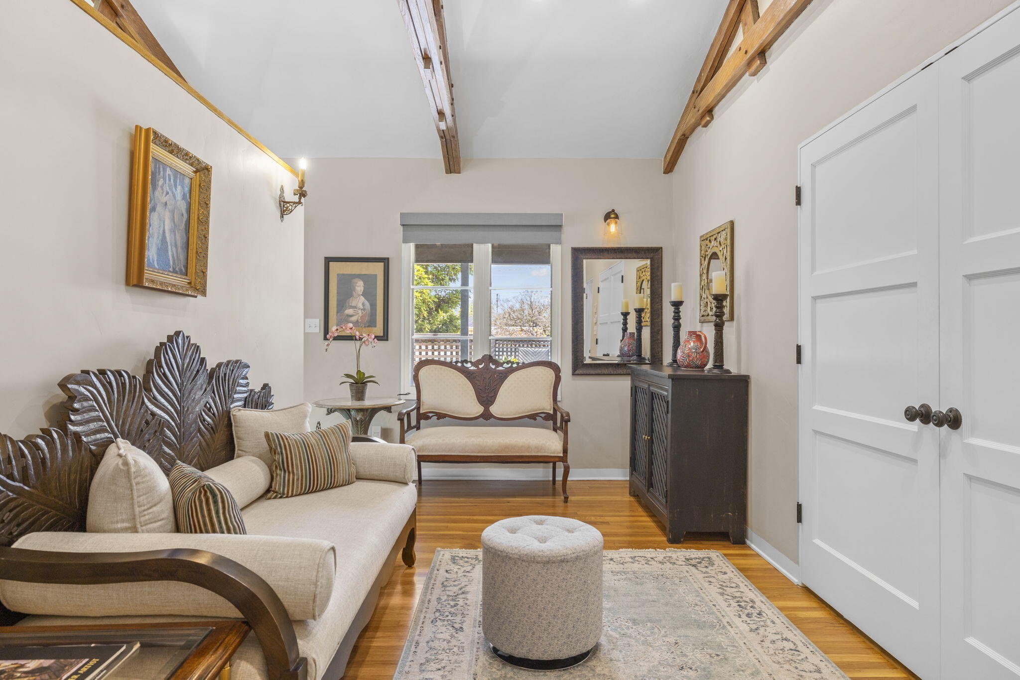 227 W Pedregosa Street