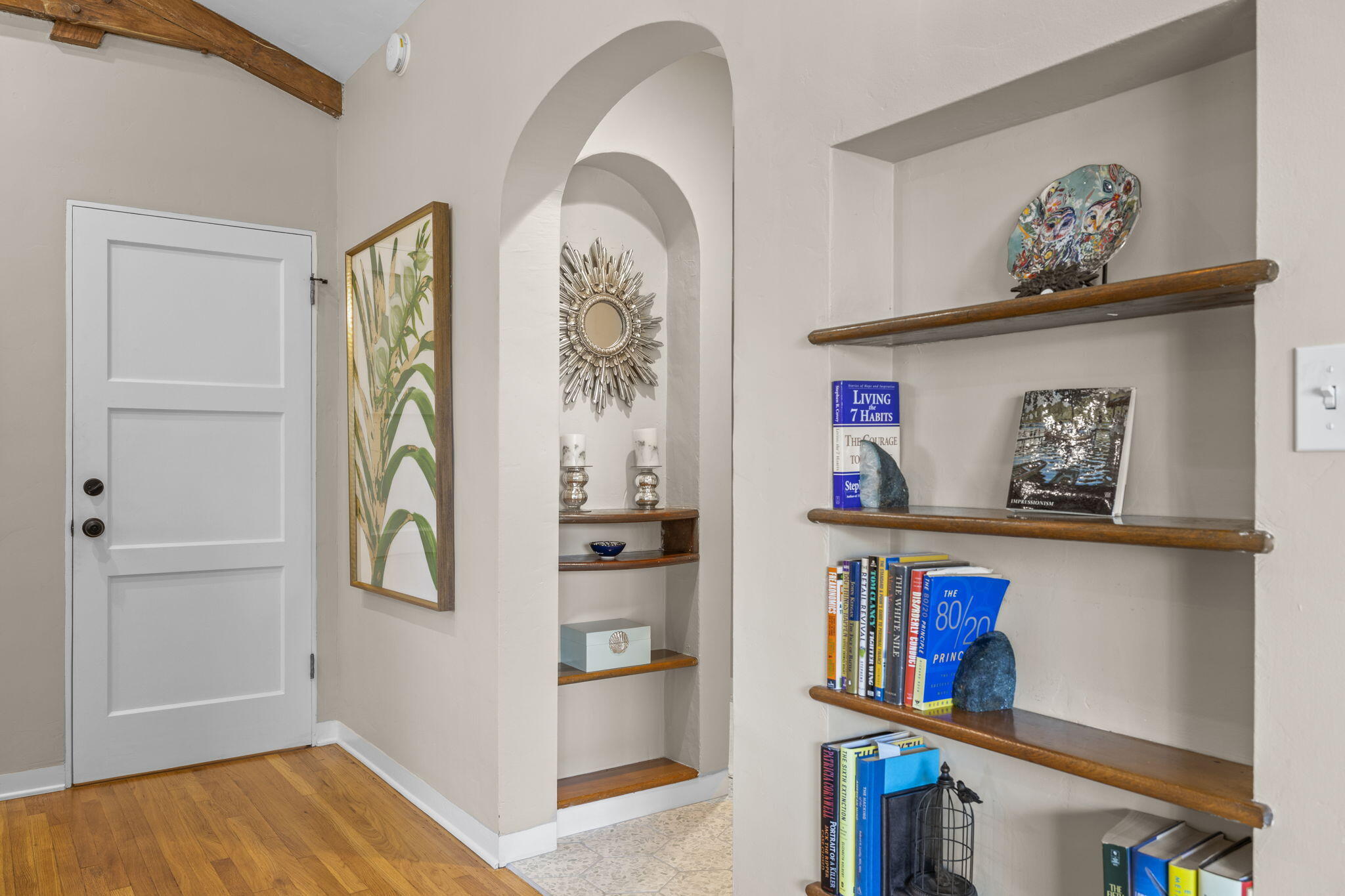 227 W Pedregosa Street