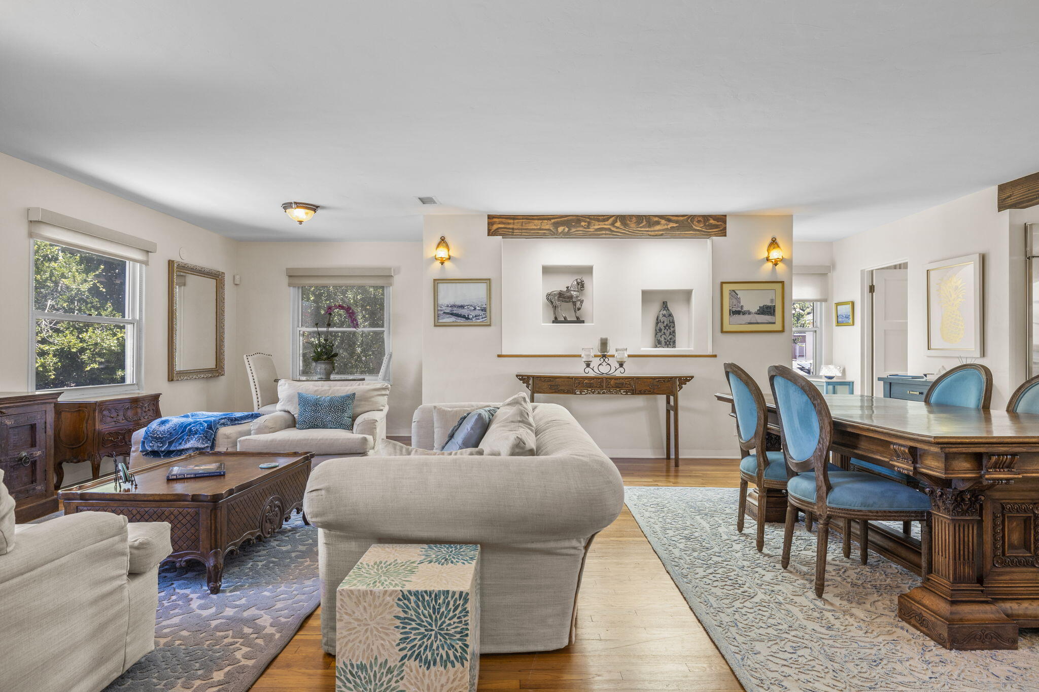 227 W Pedregosa Street