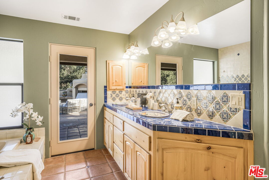 80 Bobcat Springs Rd