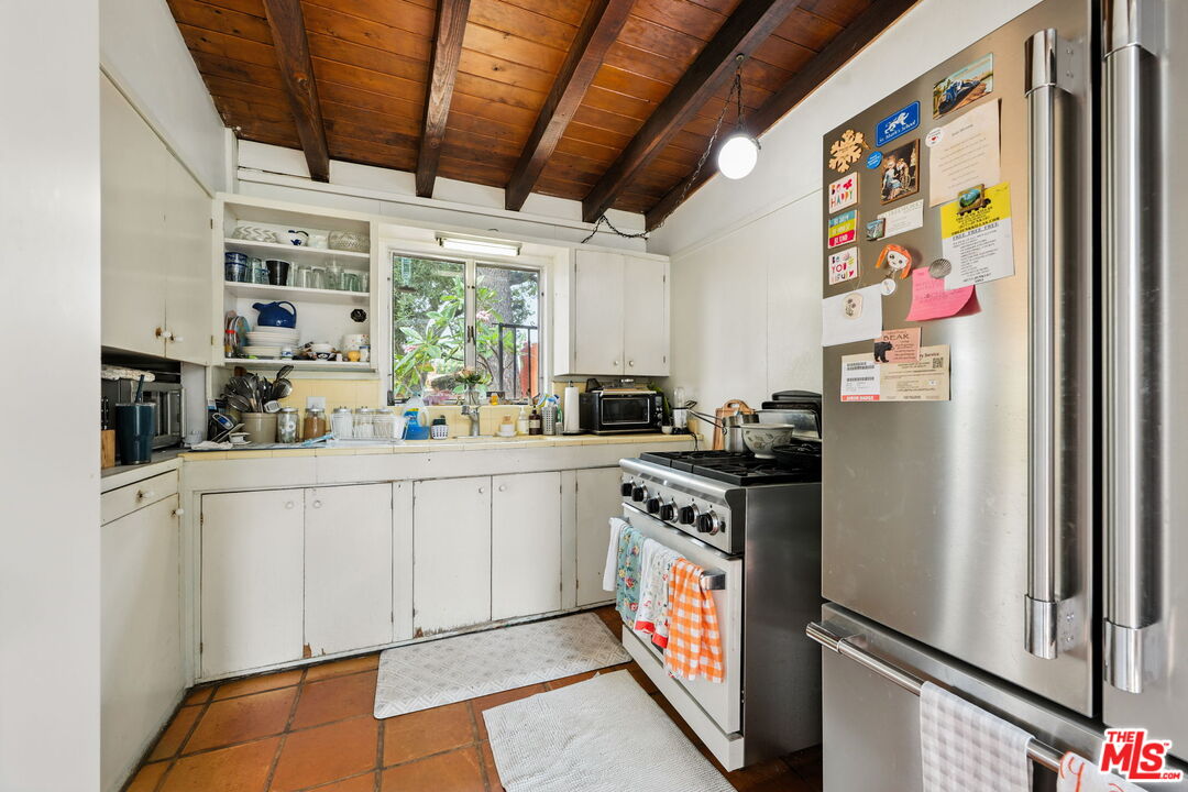 2186 Mar Vista Ave
