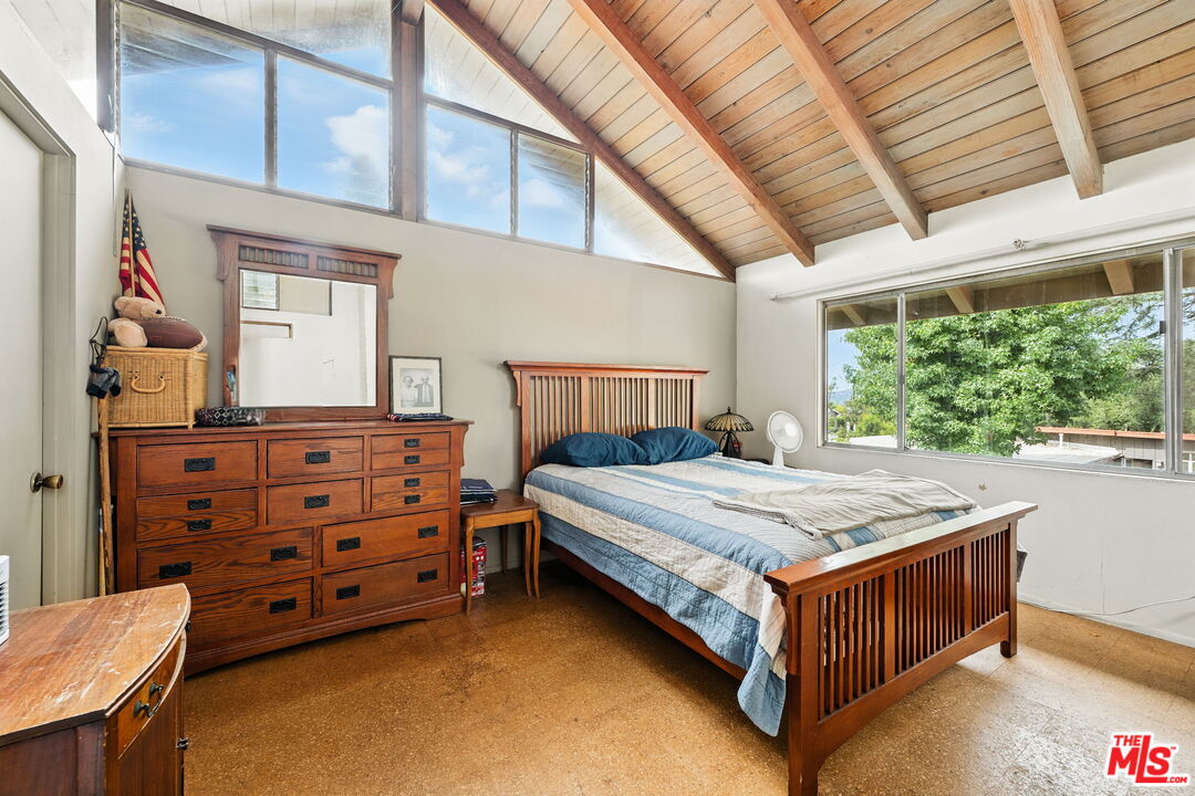 2186 Mar Vista Ave