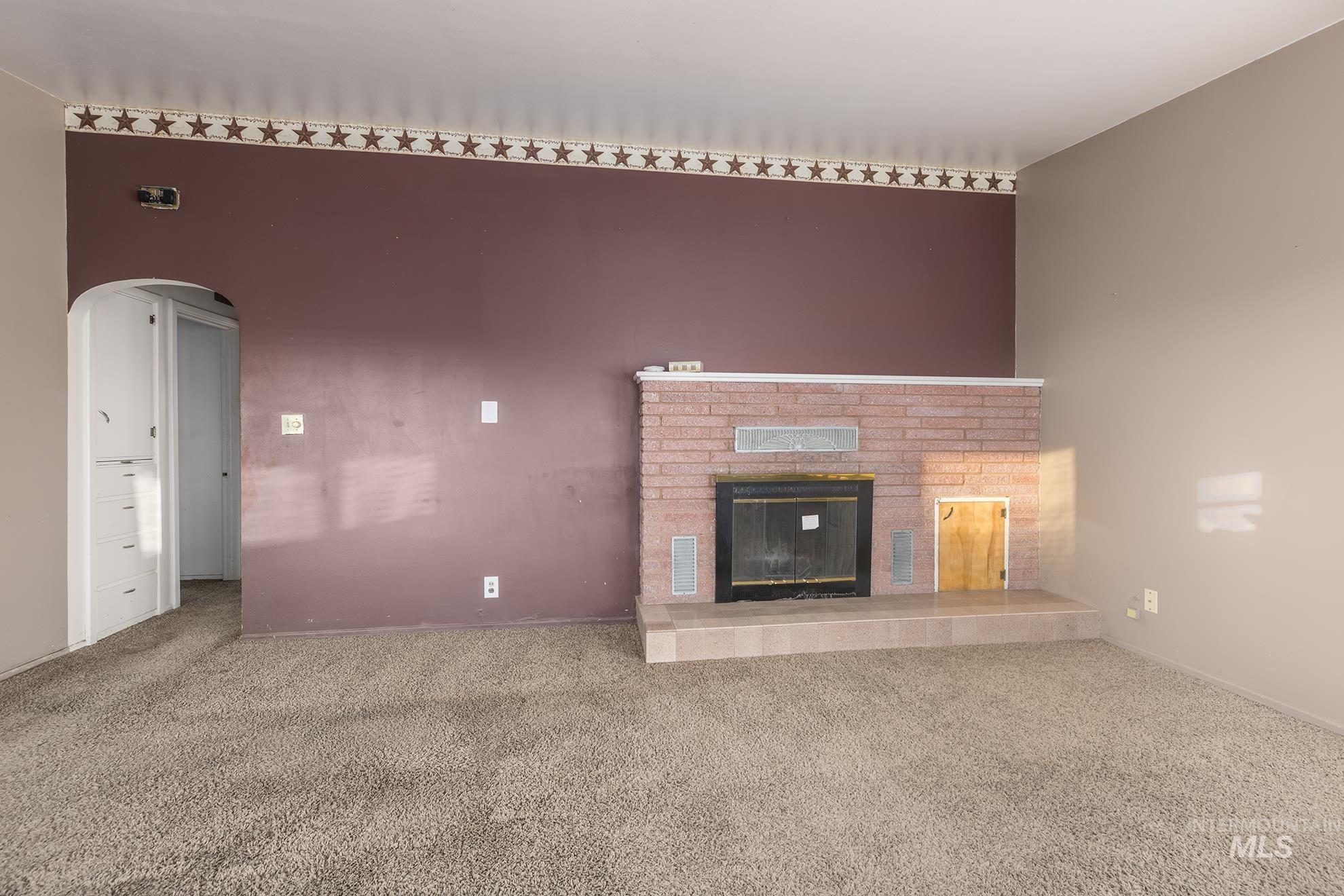 204 Moyer Ave