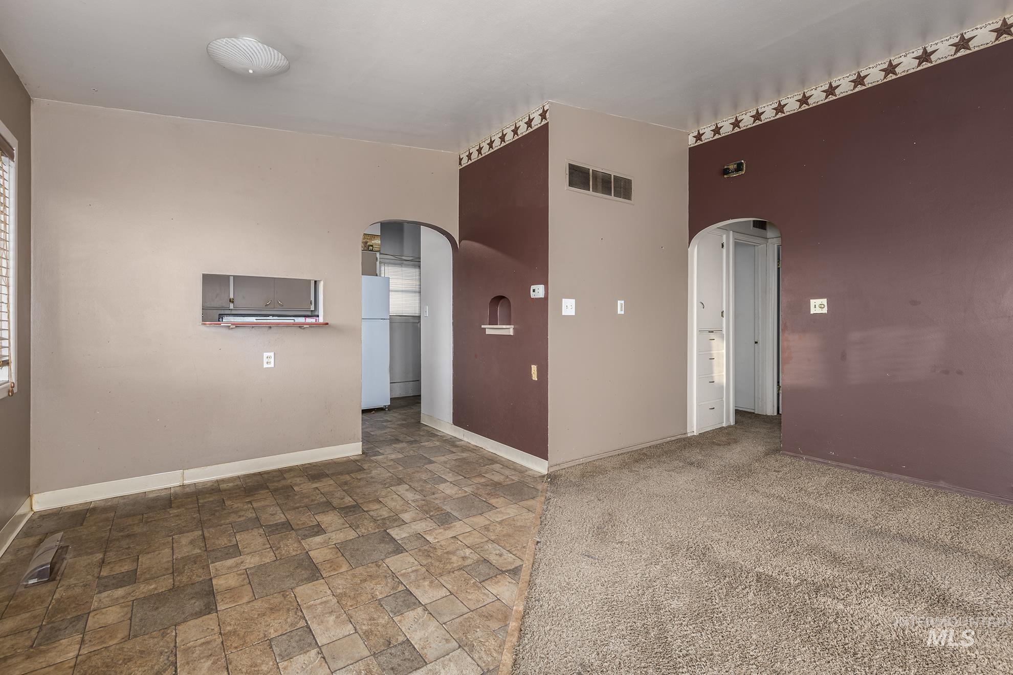 204 Moyer Ave