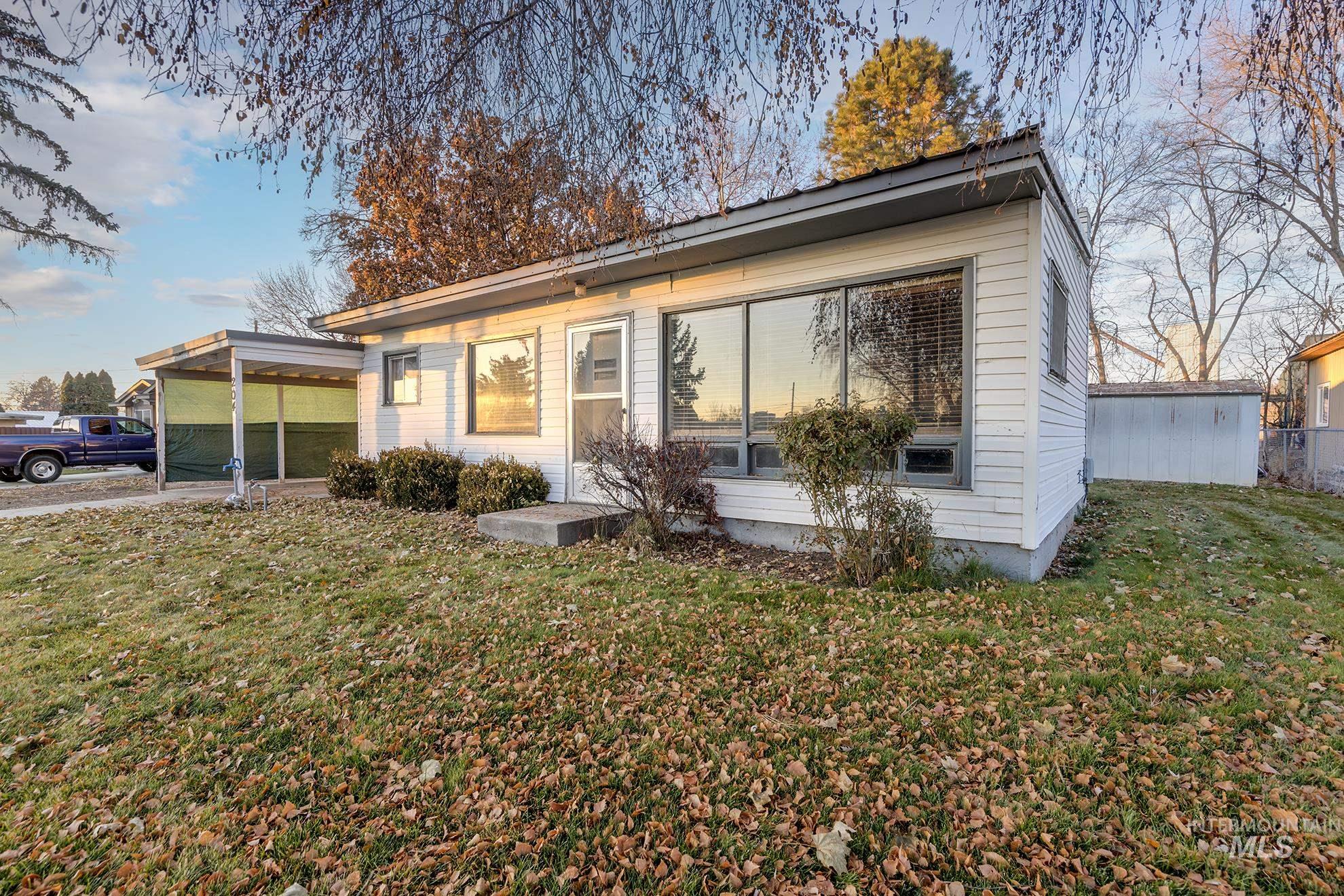 204 Moyer Ave