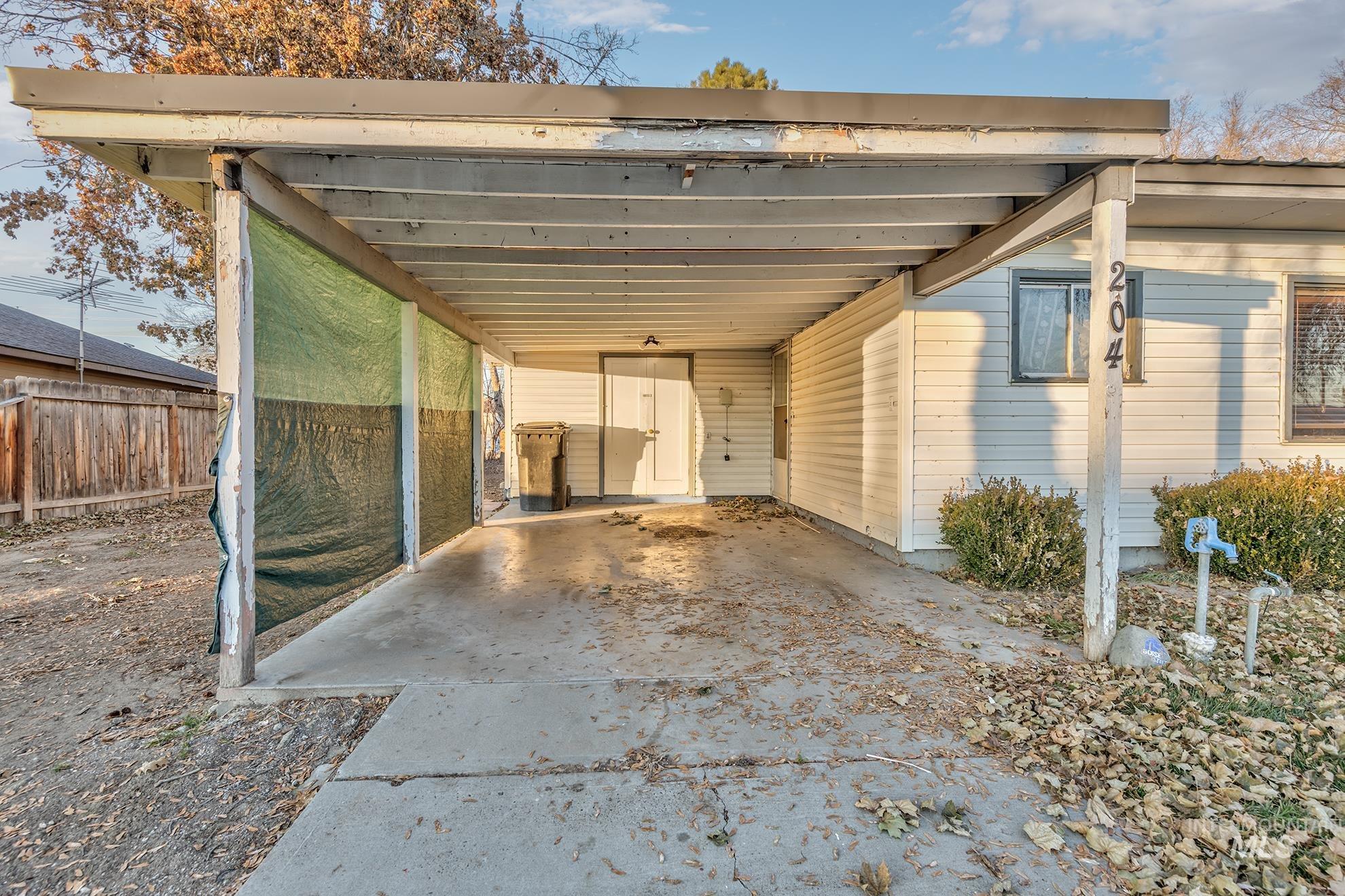 204 Moyer Ave