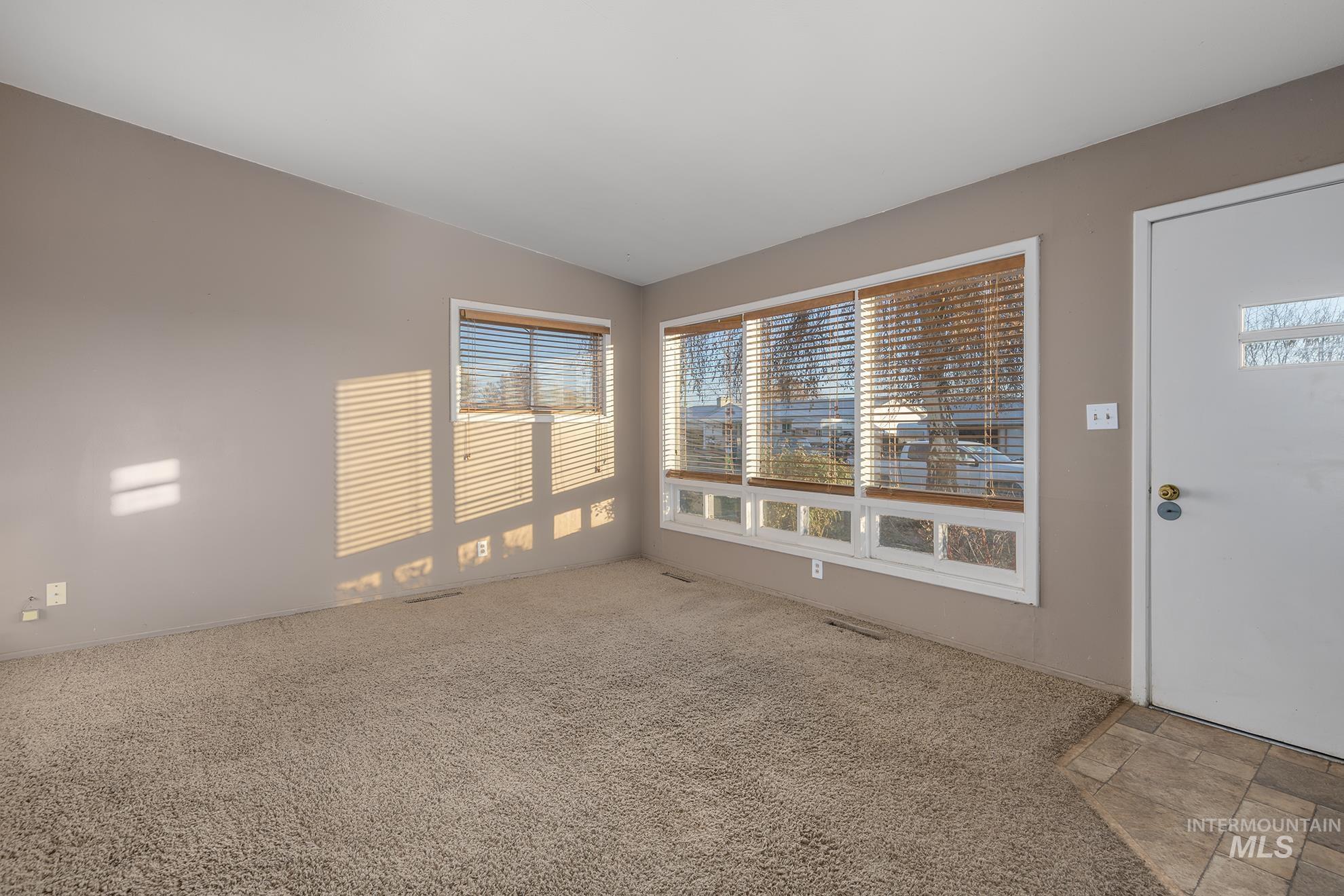 204 Moyer Ave