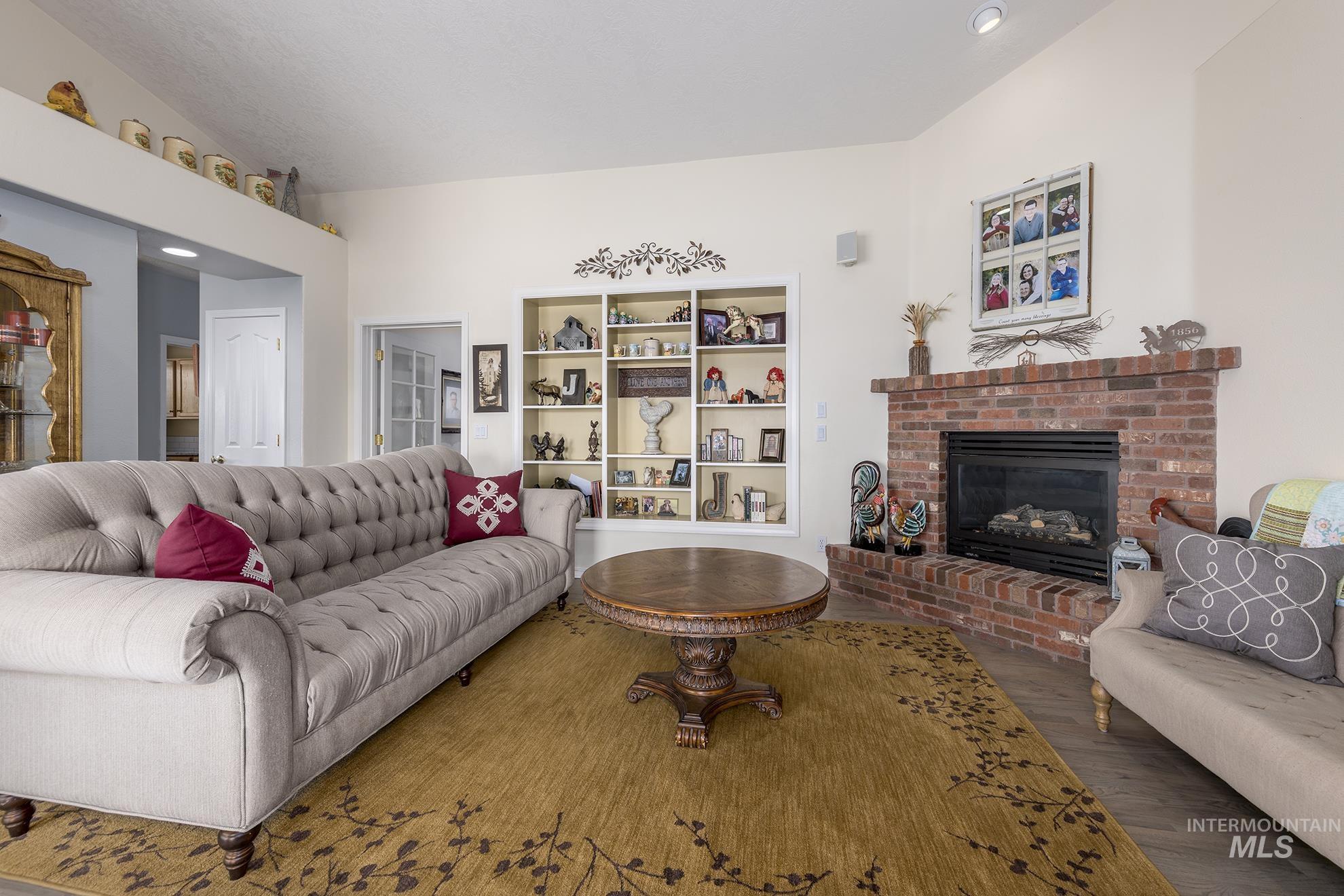 13378 Skyview Street