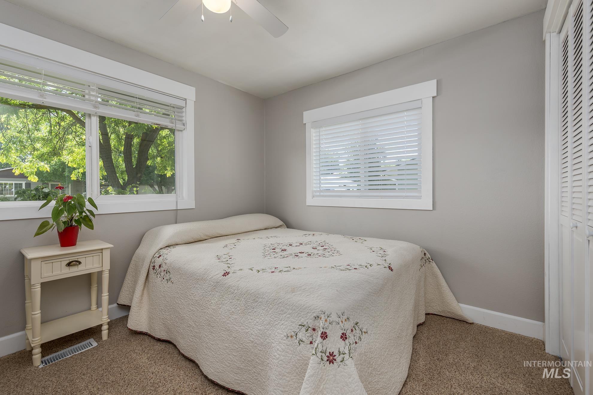 1275 W 8th Street