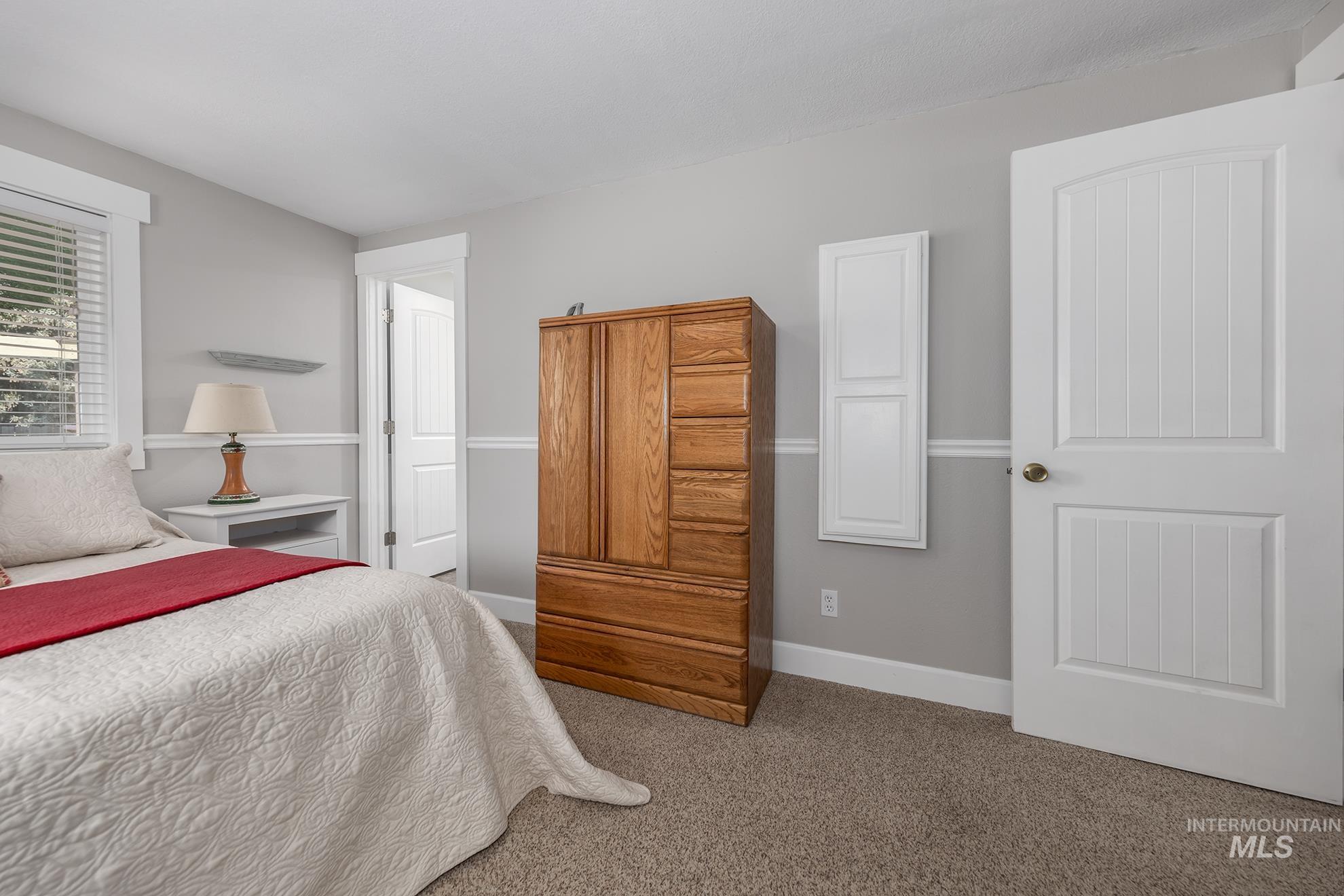 1275 W 8th Street