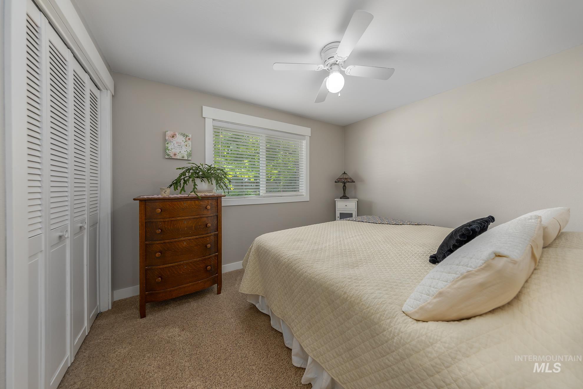 1275 W 8th Street