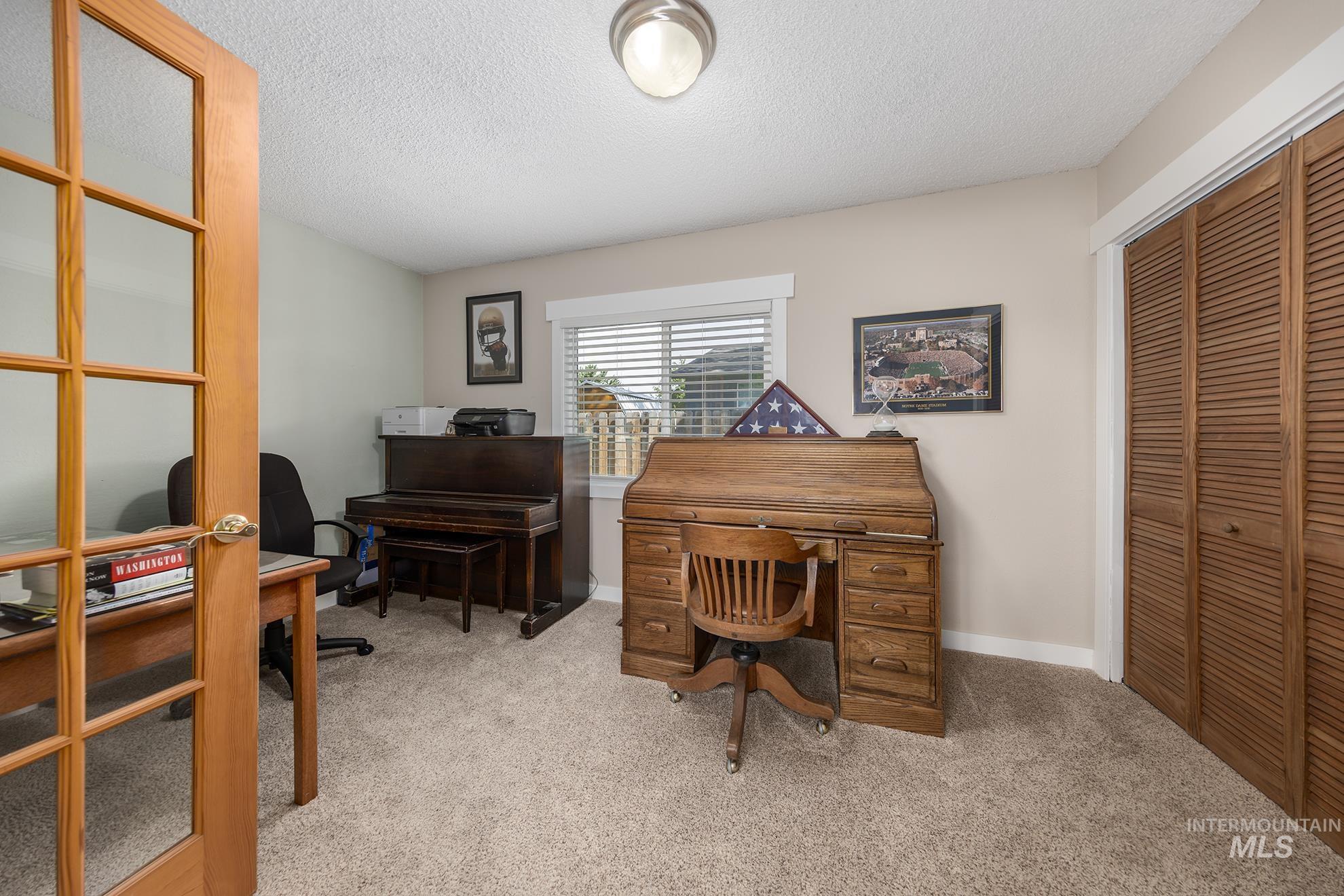 1275 W 8th Street