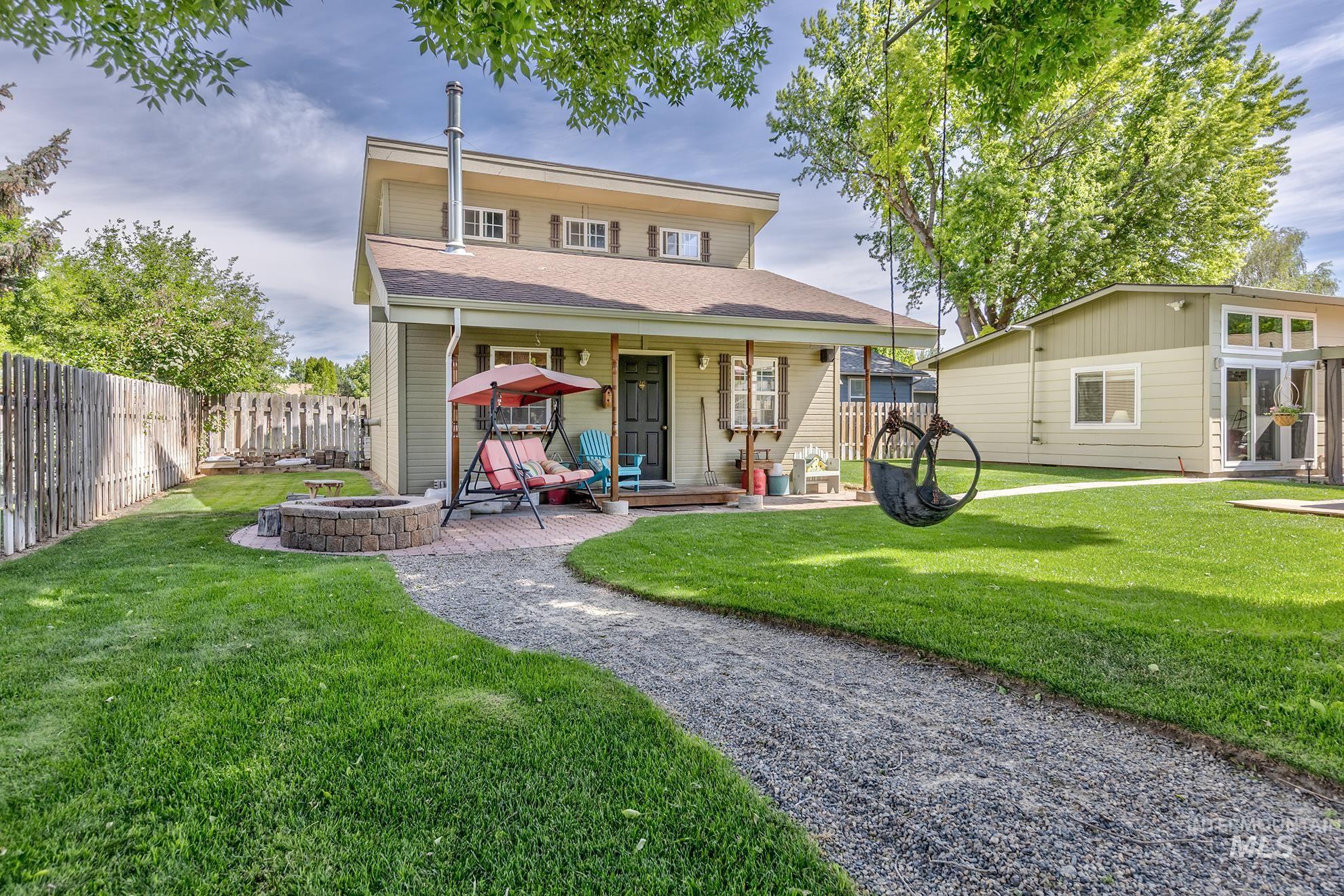 1275 W 8th Street