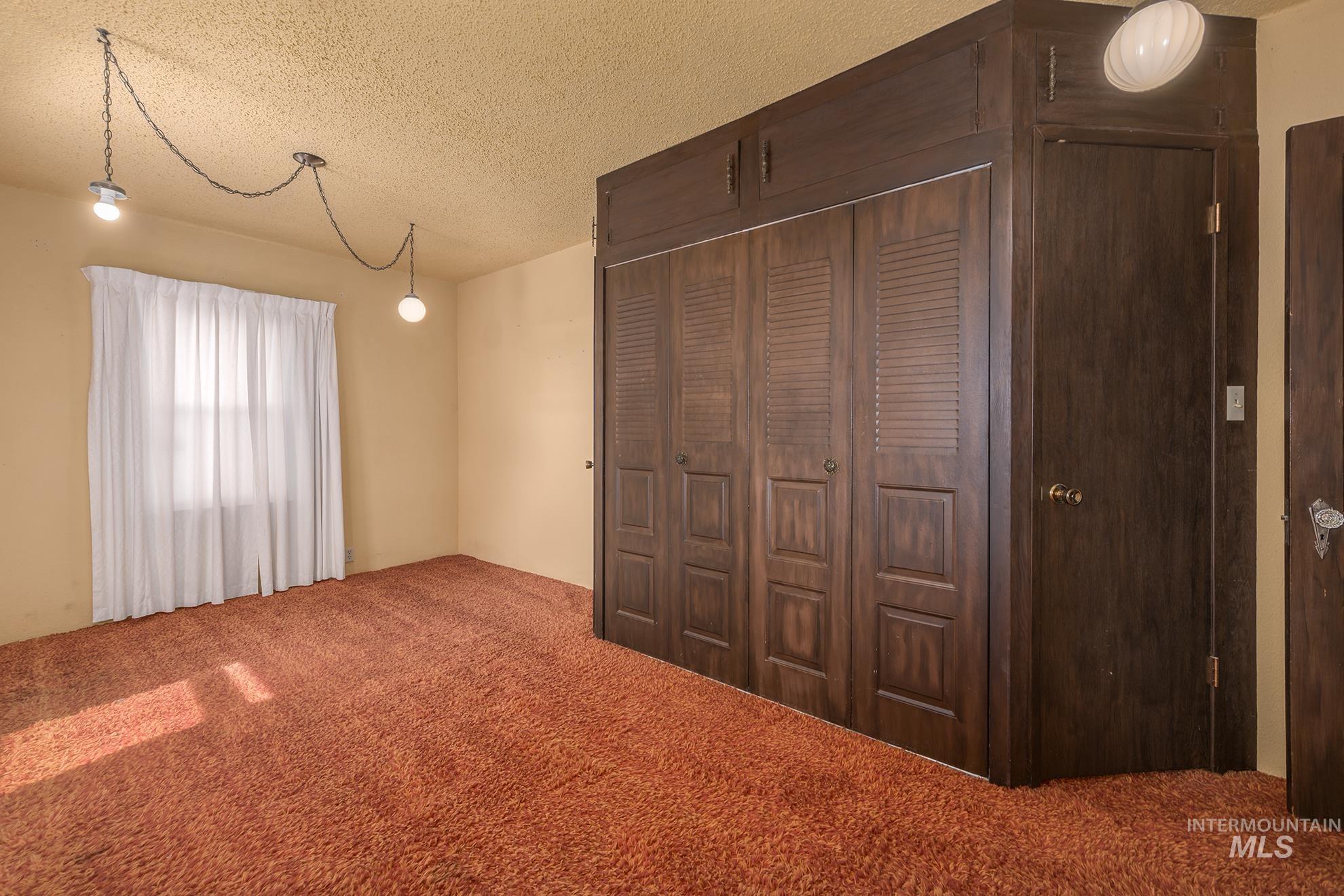1543 Sunnyside Road