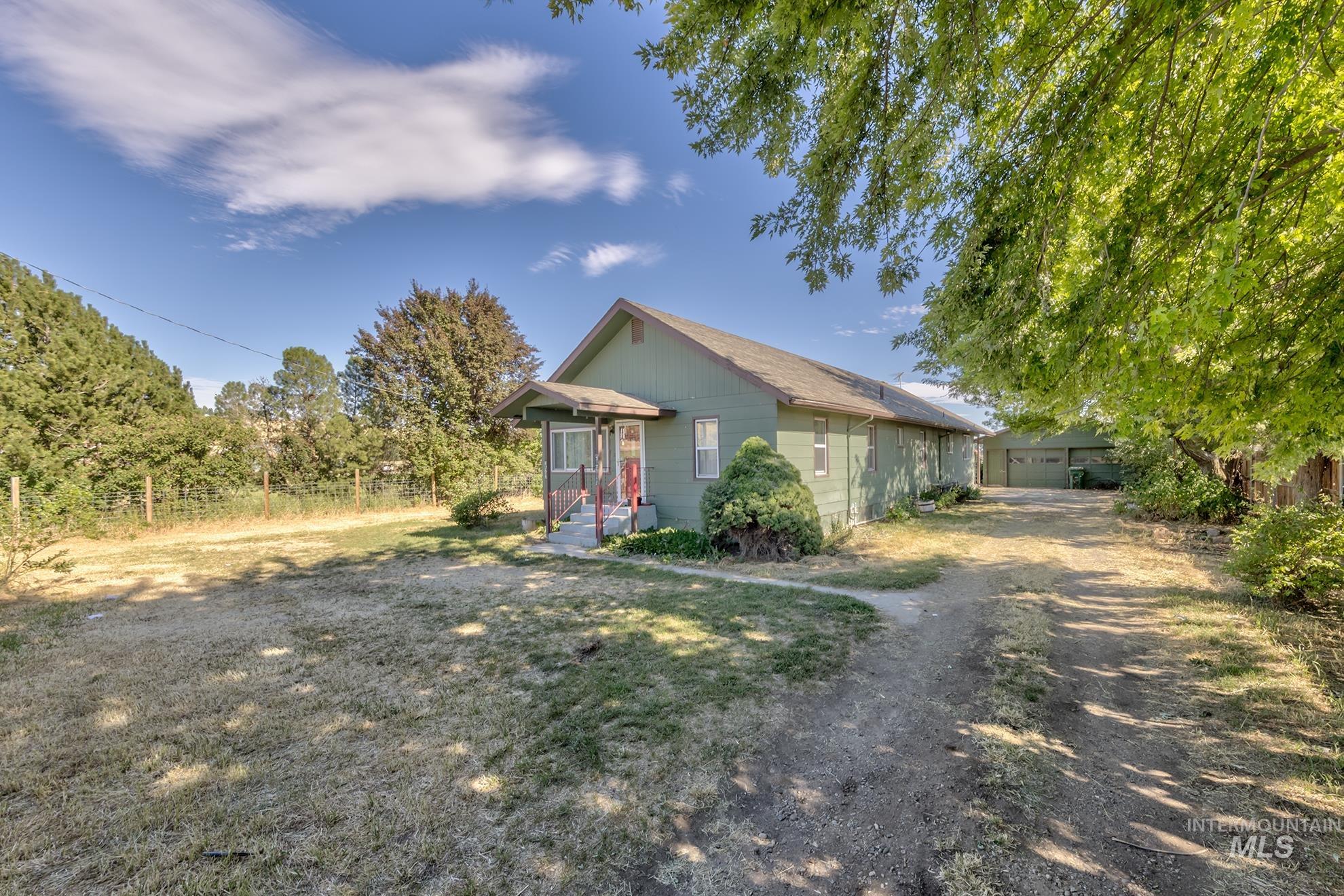 1543 Sunnyside Road