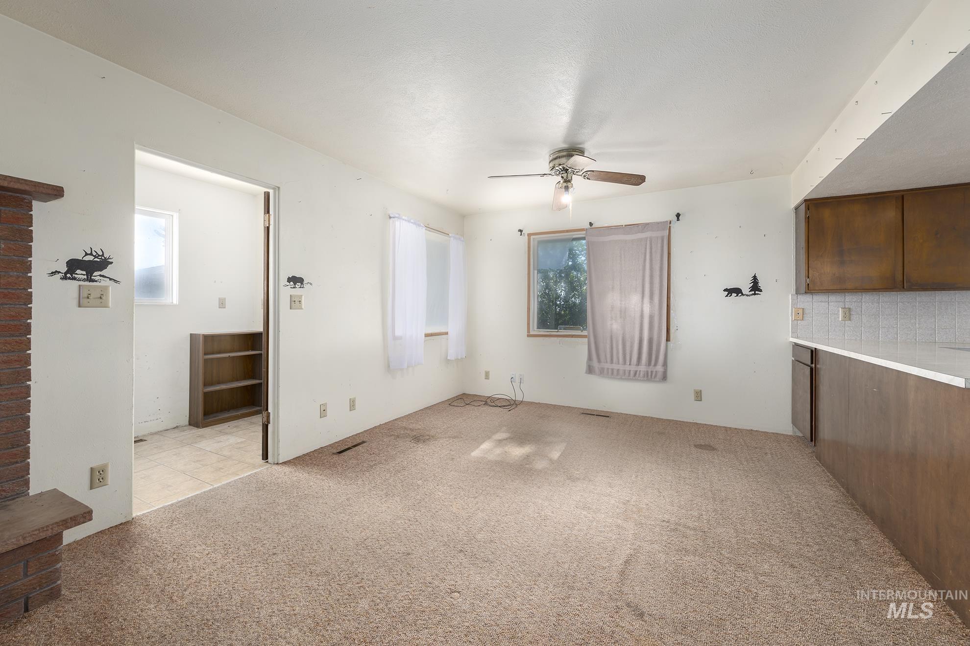 1543 Sunnyside Road