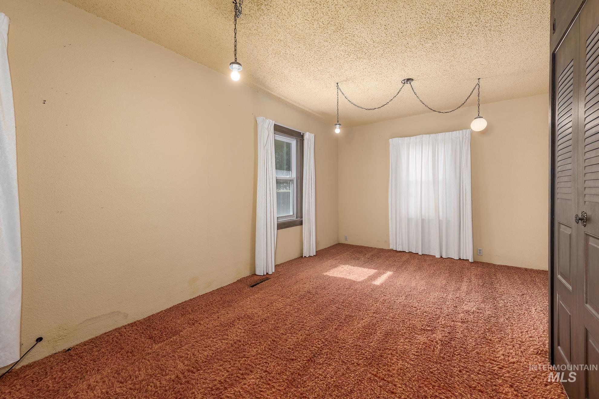 1543 Sunnyside Road