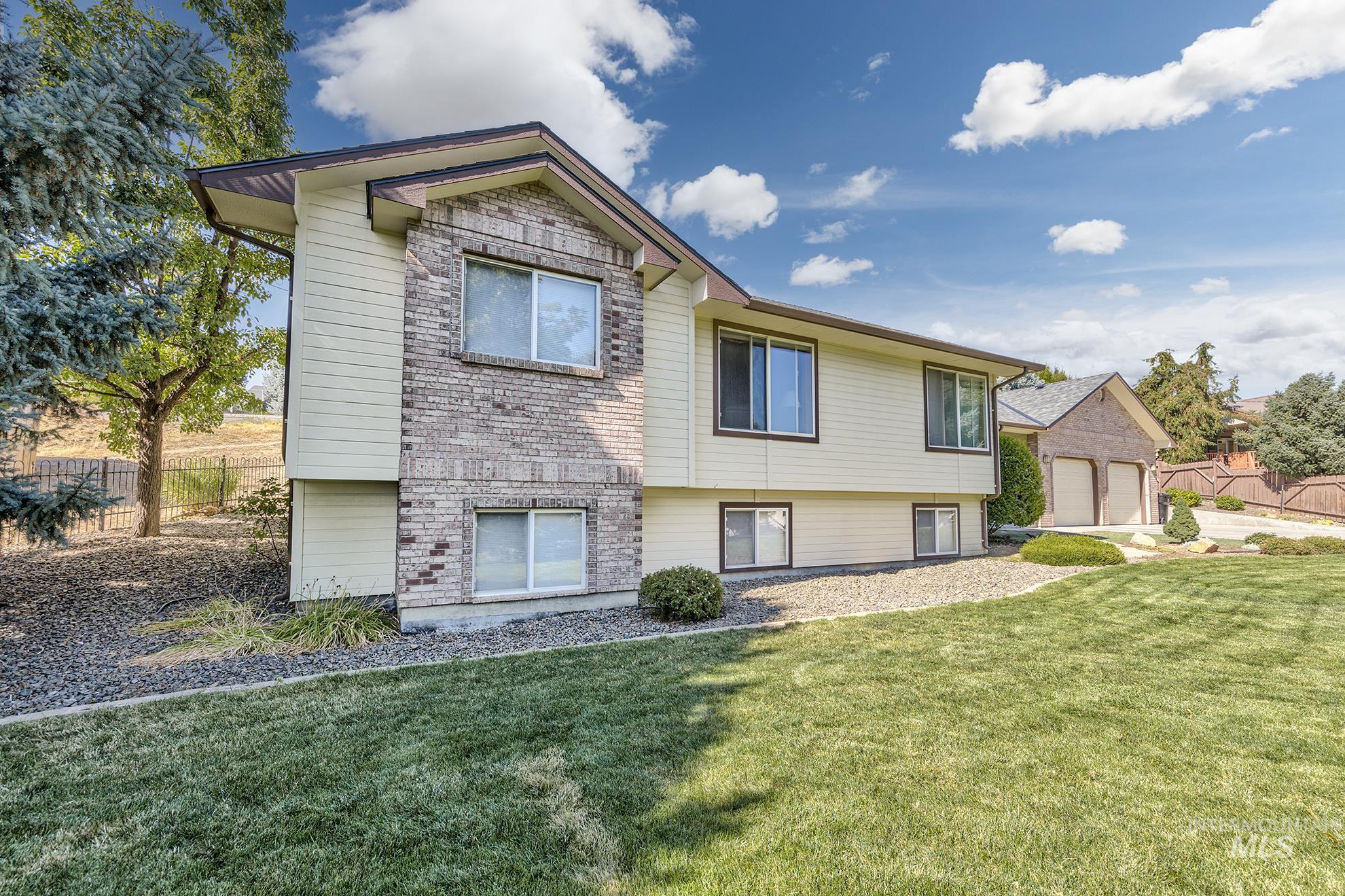 1745 Fairview Street