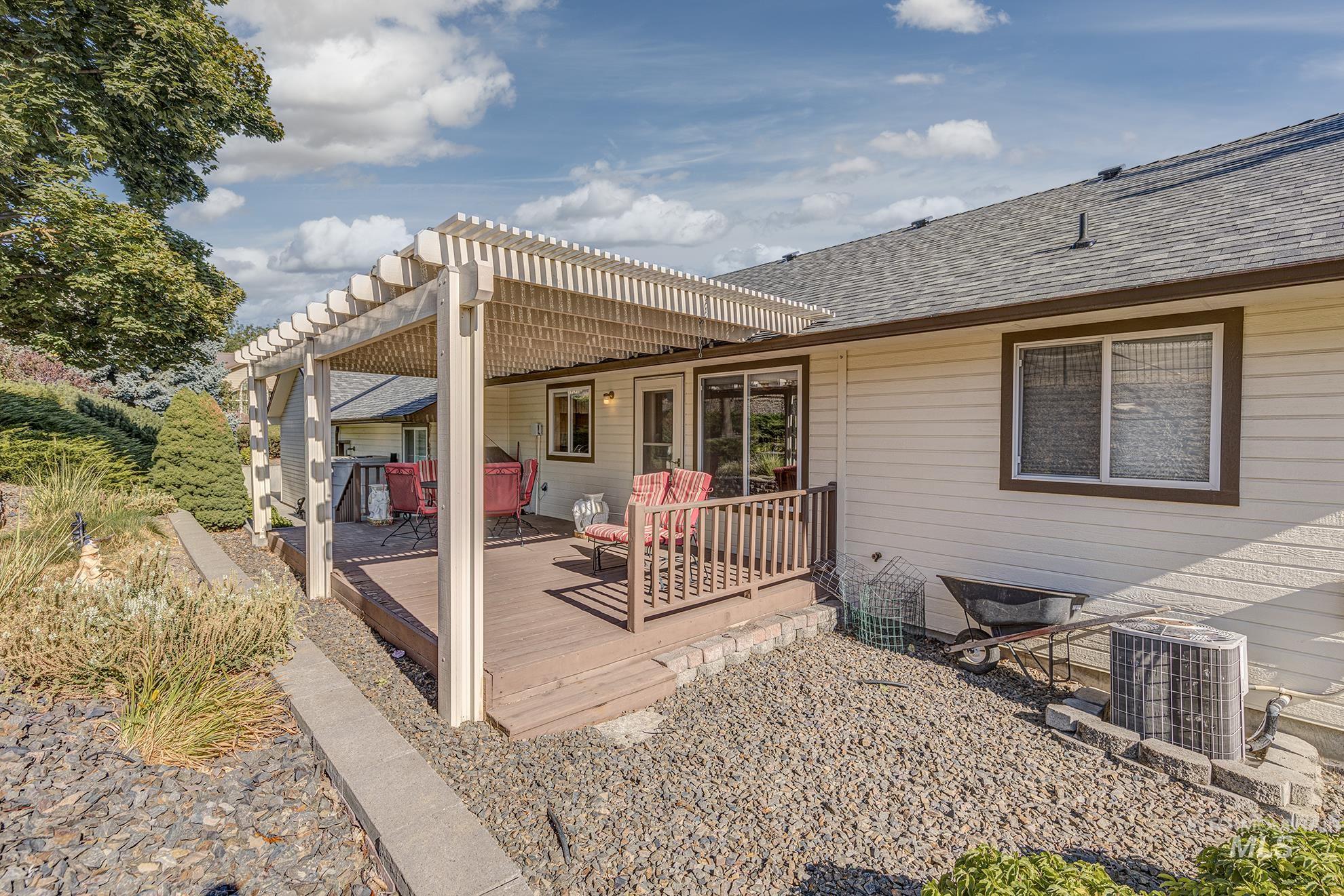 1745 Fairview Street