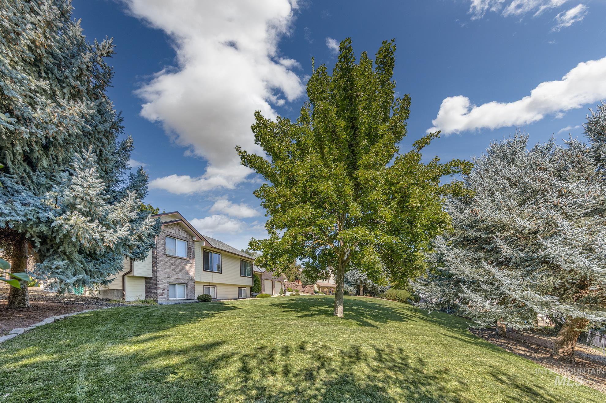 1745 Fairview Street