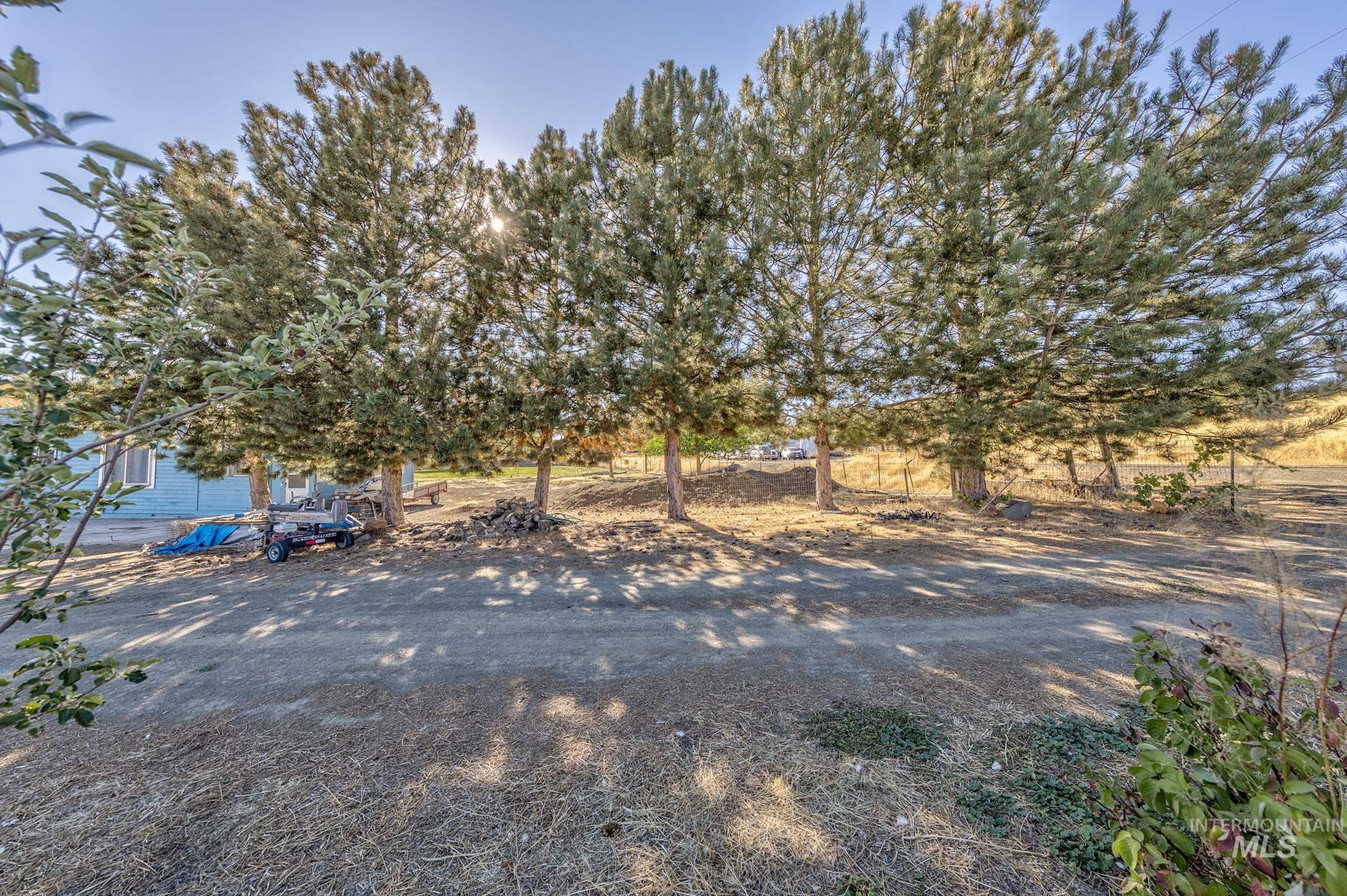 1348 Hoover Road
